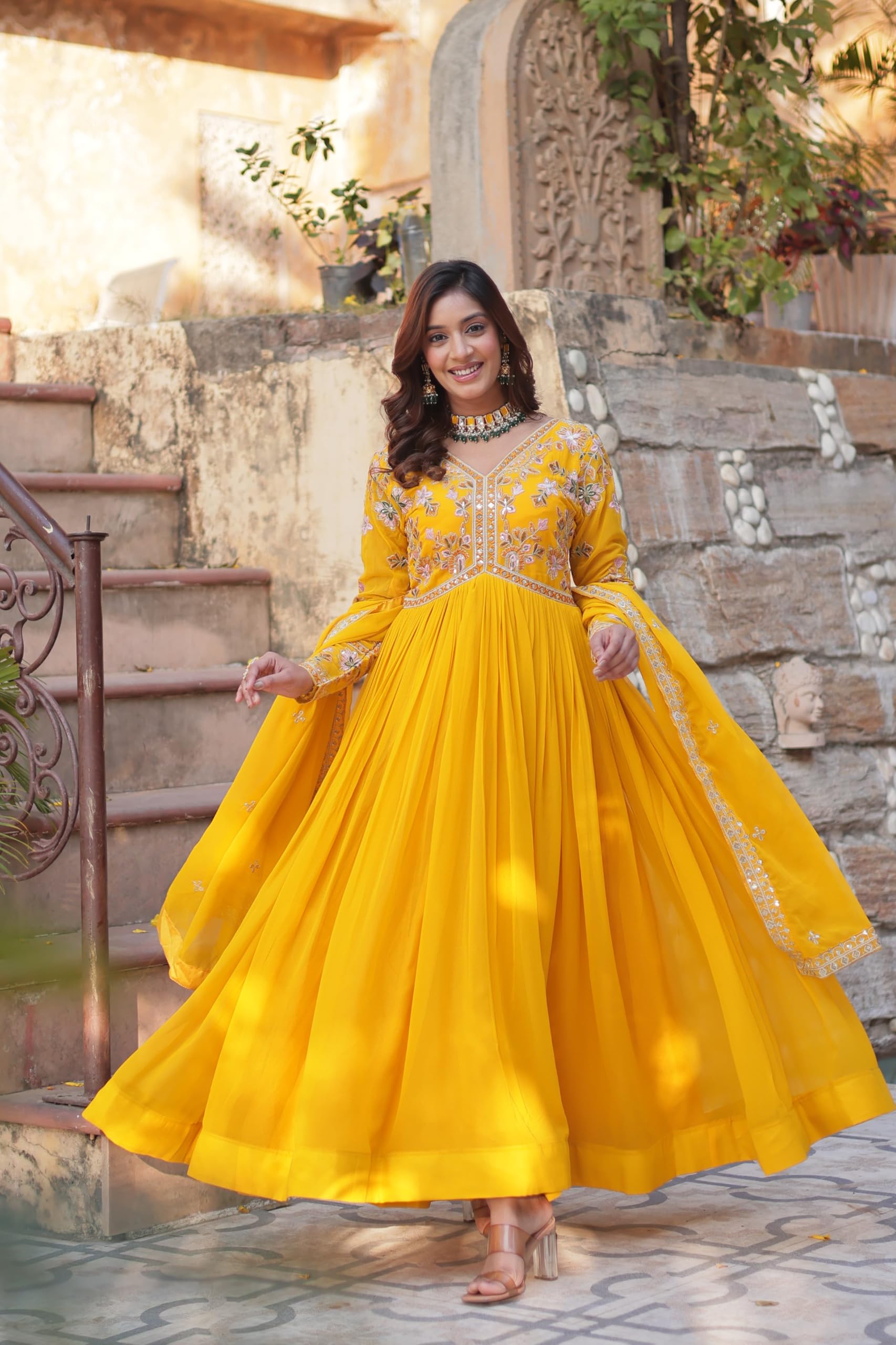 Indyjskie kobiety żorżeta z sekwencją robocza odzież imprezowa w stylu Anarkali zestaw 15407