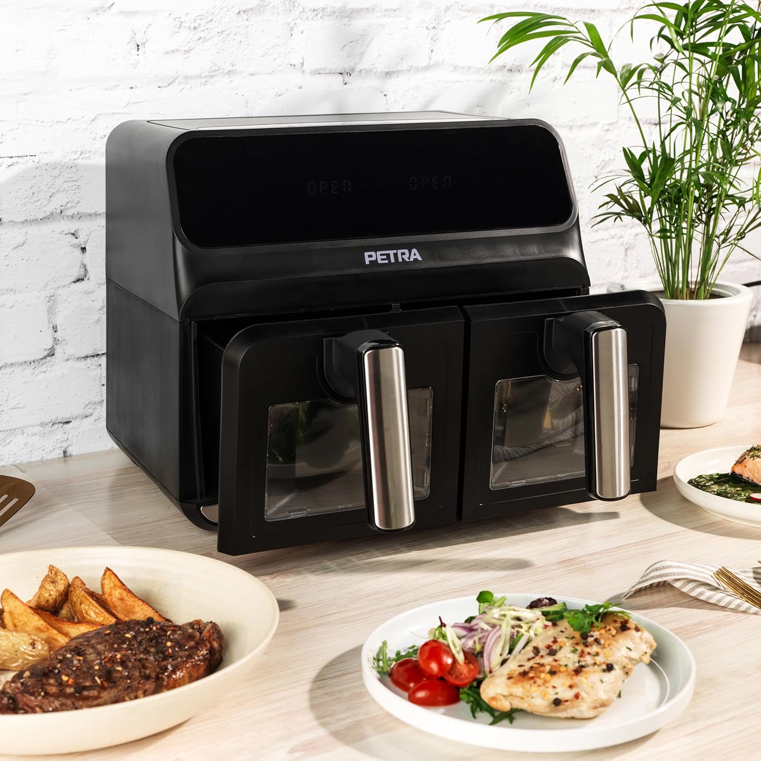 Petra PT5196GWVDE - Friggitrice ad aria da 7,6 L, doppio cestello con finestre di osservazione, 2 vassoi antiaderenti per cottura indipendente, cottura Sync Match, 10 funzioni di cottura, 1700 W Petra PT5196GWVDE - Friggitrice ad aria da 7,6 L, doppio cestello con finestre di osservazione, 2 vassoi antiaderenti per cottura indipendente, cottura Sync Match, 10 funzioni di cottura, 1700 W