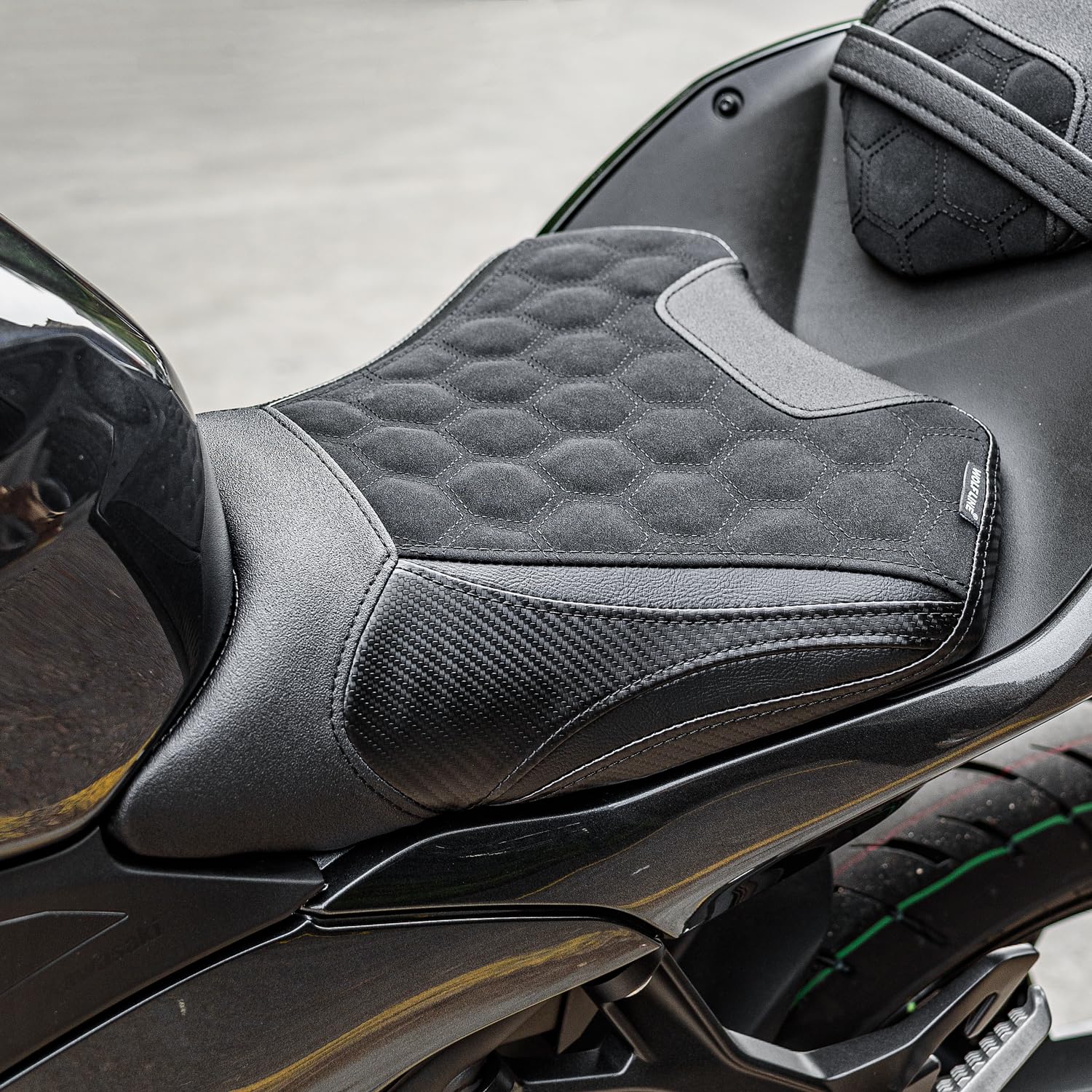 Front Rider Solo Sitz Black Honeycomb für Ninja 500 Z500 24-25