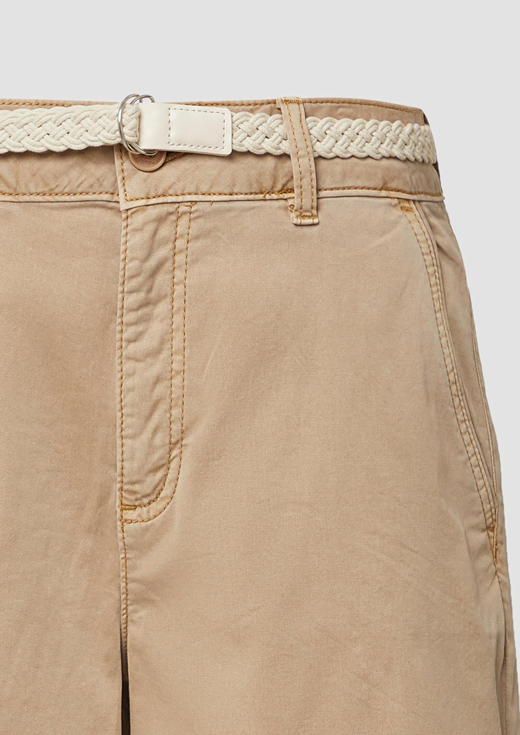 s.Oliver Shorts mit geflochtenem Gürtel und Garment Dye