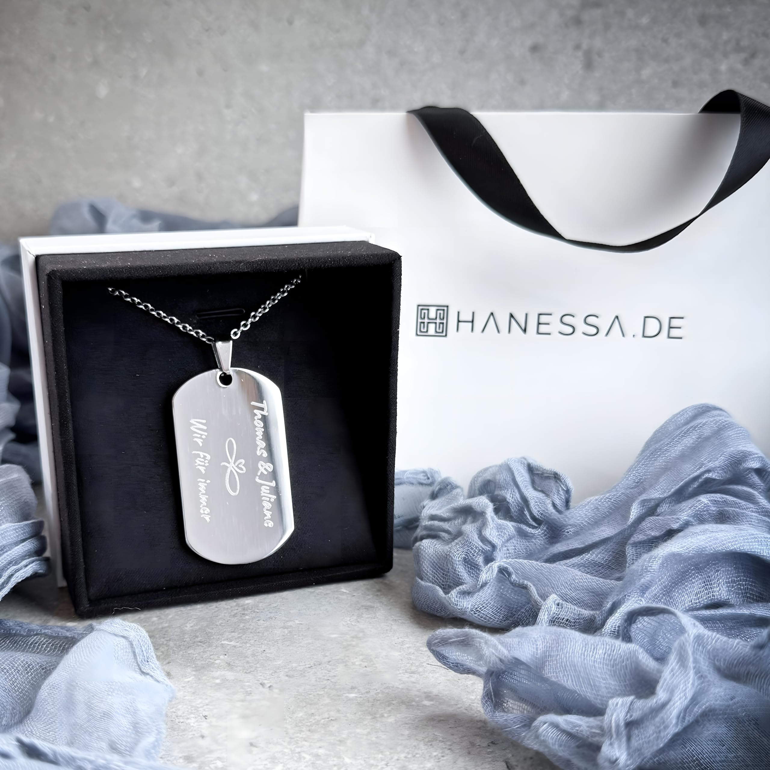Personalisierte Kette mit Gravur Edelstahl 50 cm mit Anhänger Dog Tag einseitig oder beidseitig in silber - Personalisierte Halskette für Männer Frauen - Personalisierter Schmuck Damen Herren