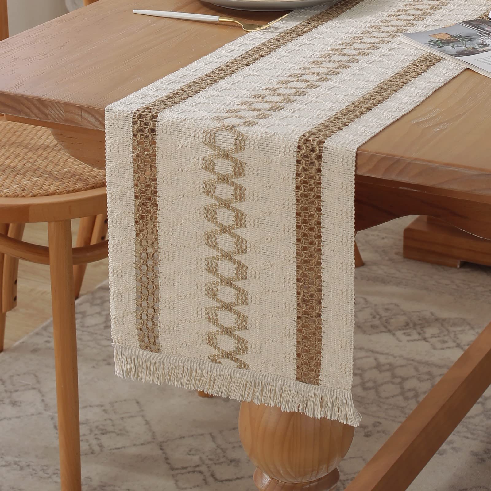 Camino de mesa de macramé de arpillera estilo bohemio, camino de mesa tejido de algodón y lino rústico con borlas para comedor, boda, despedida de soltera, bohemio (12 x 72 pulgadas, líneas de café)
