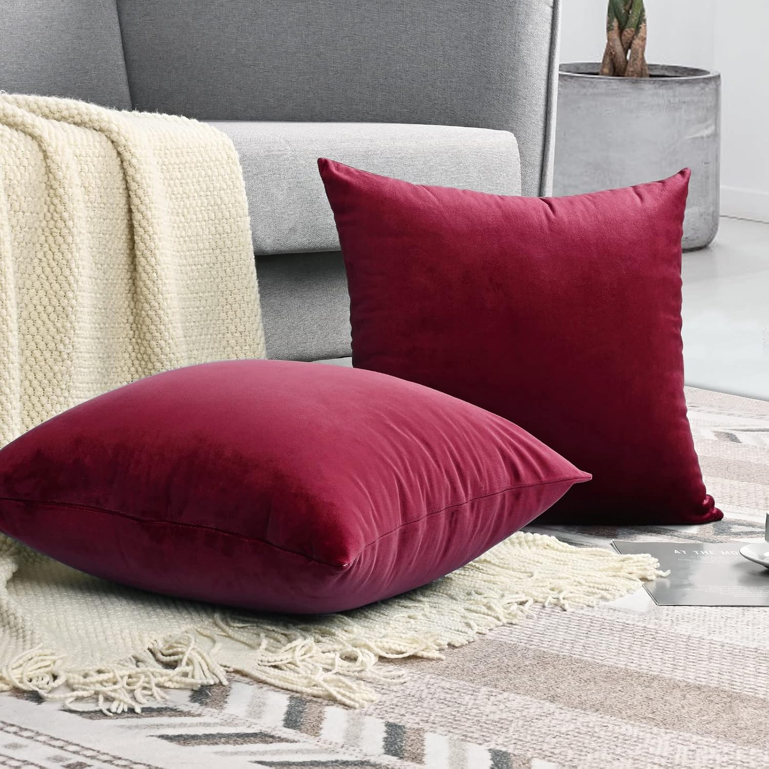 Yastouay 2 Pack Throw Pillow Covers, Wine Red Decorative Pillow Covers, Solid Sofa Pillows, Soft Velvet Pillow Case, Square Accent Cushion Covers for Sofa Couch Bed Chair, 16 x 16 Inches