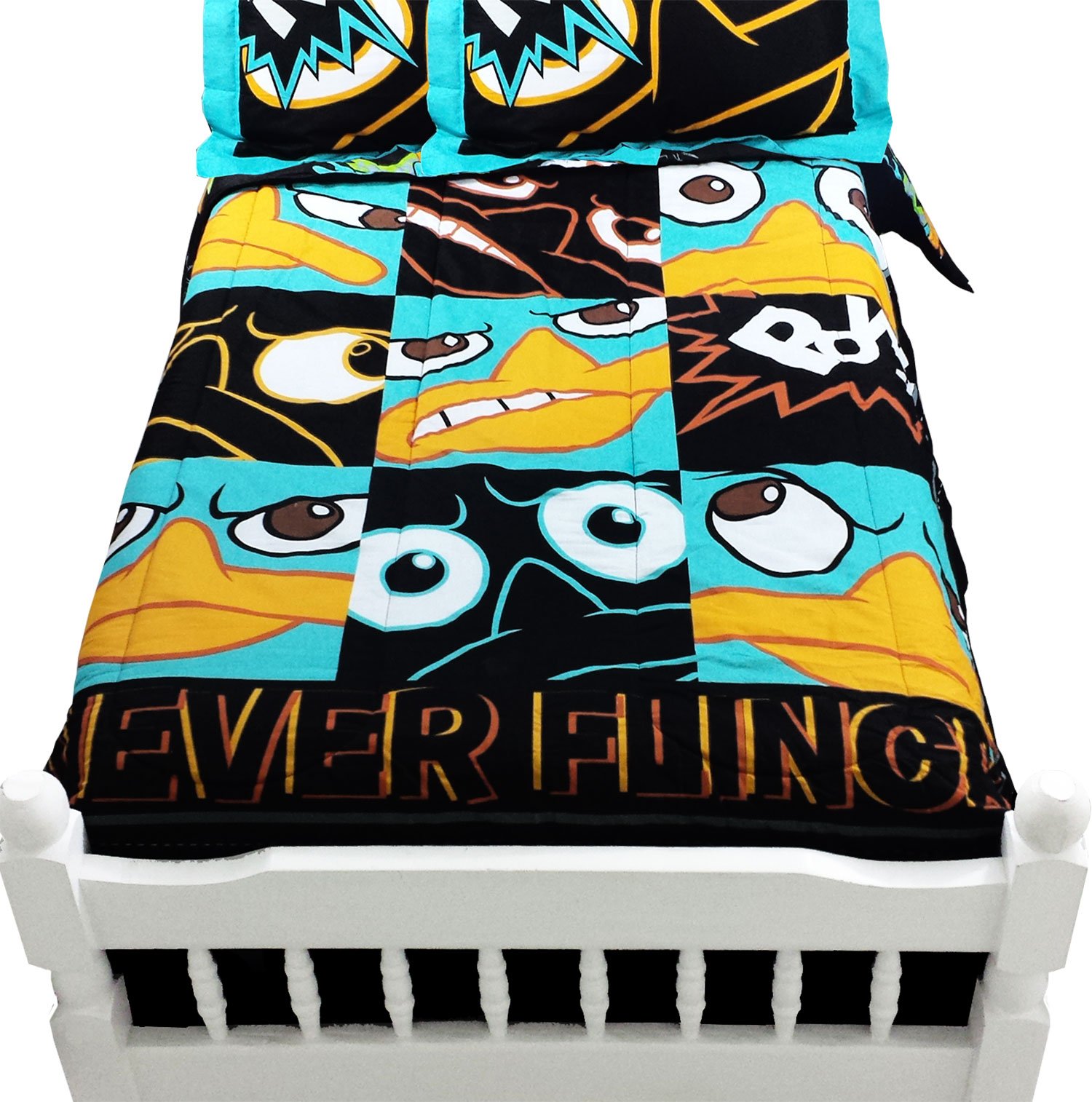 Disney Phineas and Ferb Never Flinch Comforter, Full