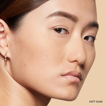 Bobbi Brown Sheer Finish Pressed Powder | Oil-Absorbing, Mattifying Setting Powder for All-Day Shine Control | Includes Puff, 0.32 Ounce