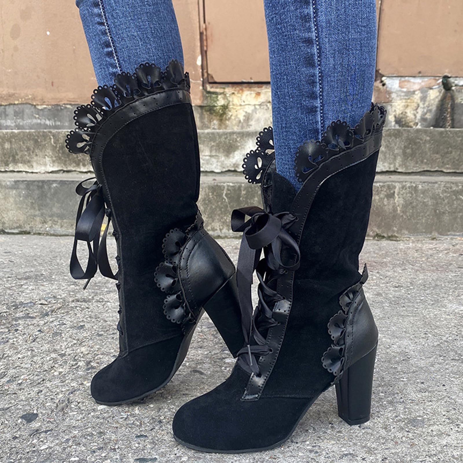 Bottes Femme Lolita Gothique, Bottines Hautes à Talon Carré avec Lacets Ruban Dentelle, Chaussures Femmes en Daim et Cuir Style Steampunk Idéales pour Tenue de Fête, Saison Automne Hiver