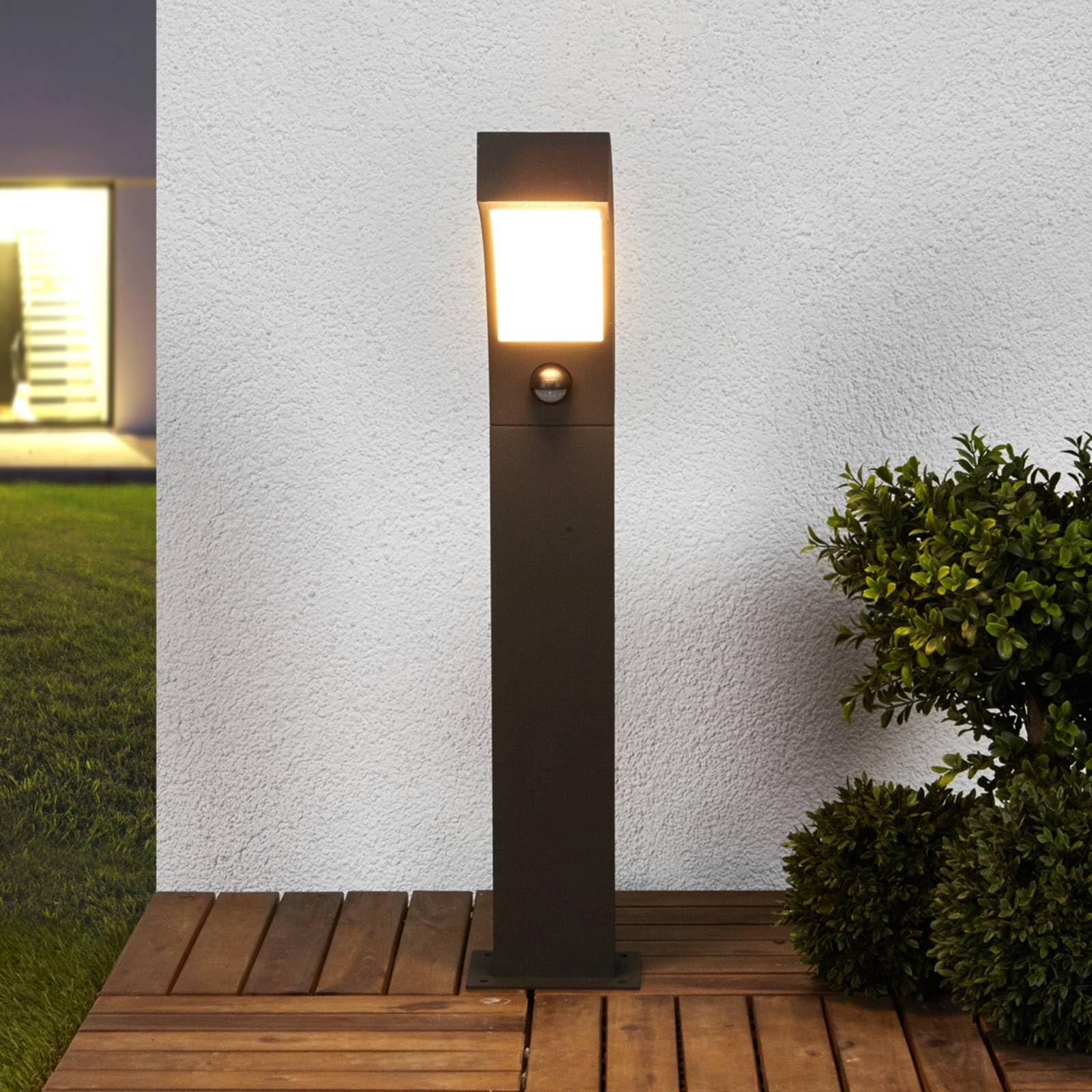 Lucande LED Sockelleuchte mit Bewegungsmelder IP54 60 cm 4,2W