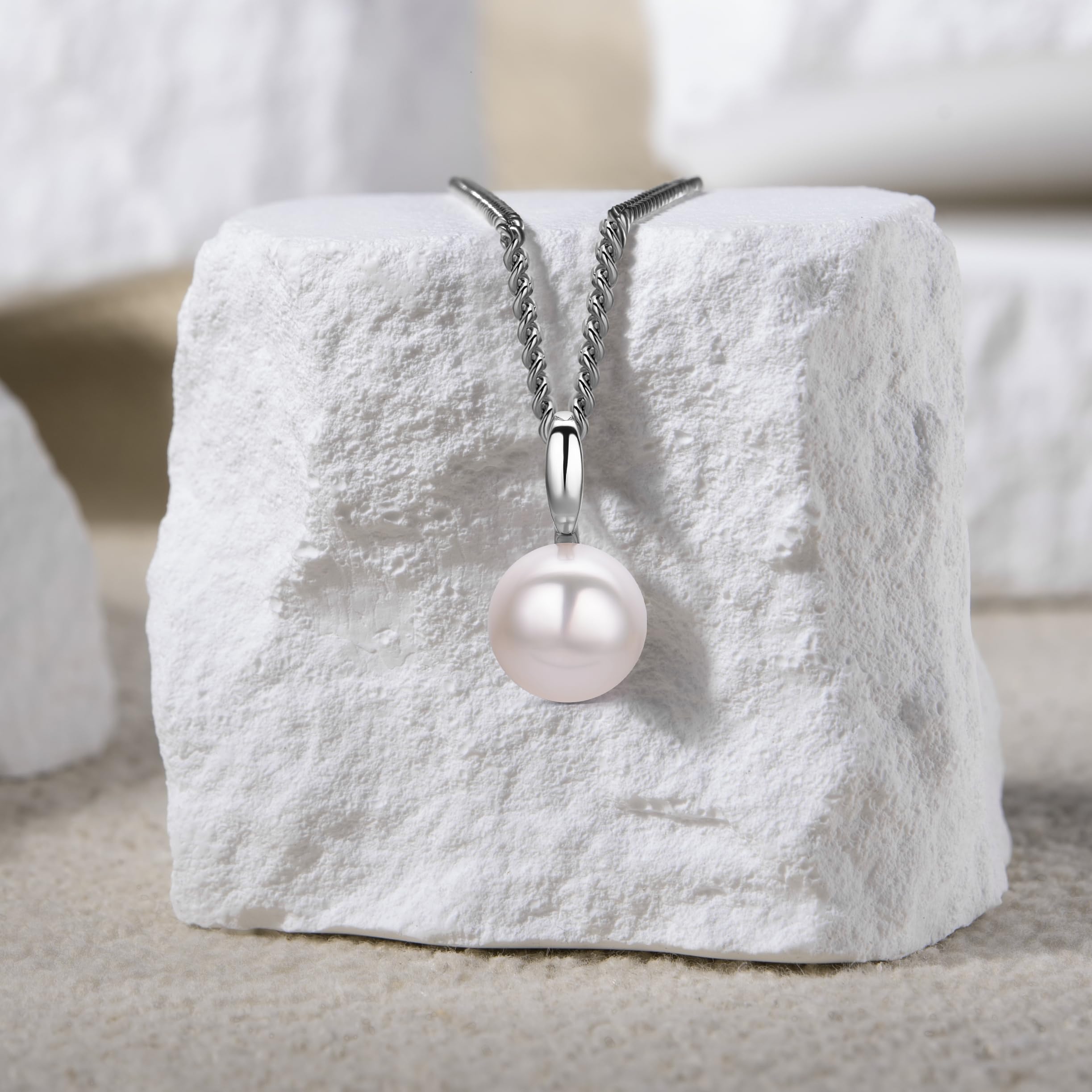 OROVI Halskette Damen -925 Silber– Perlenkette Damen, Kette Silber, Kettenanhänger weiße Süßwasserperle 10 mm, Hypoallergene Silberkette 46cm, Perlen Anhänger, Silberschmuck, inkl. edler Schmuckbox