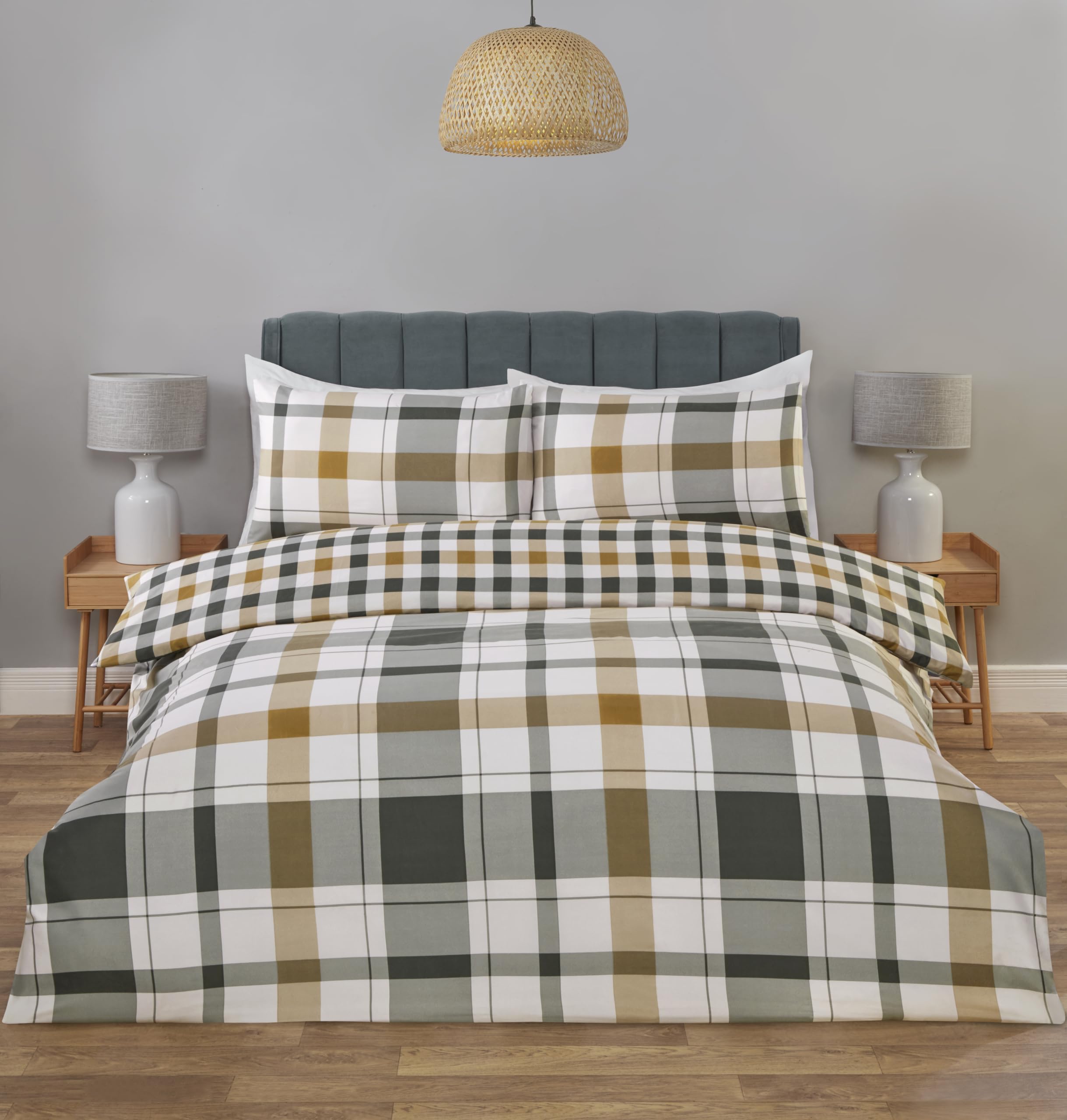 Rapport Home Double Size Tartan Braemar Check Duvet Cover Set | Soft Microfibre Green Bedding with 2 Pillowcases – Classic Scottish Style Bed Linen 200x200 cm