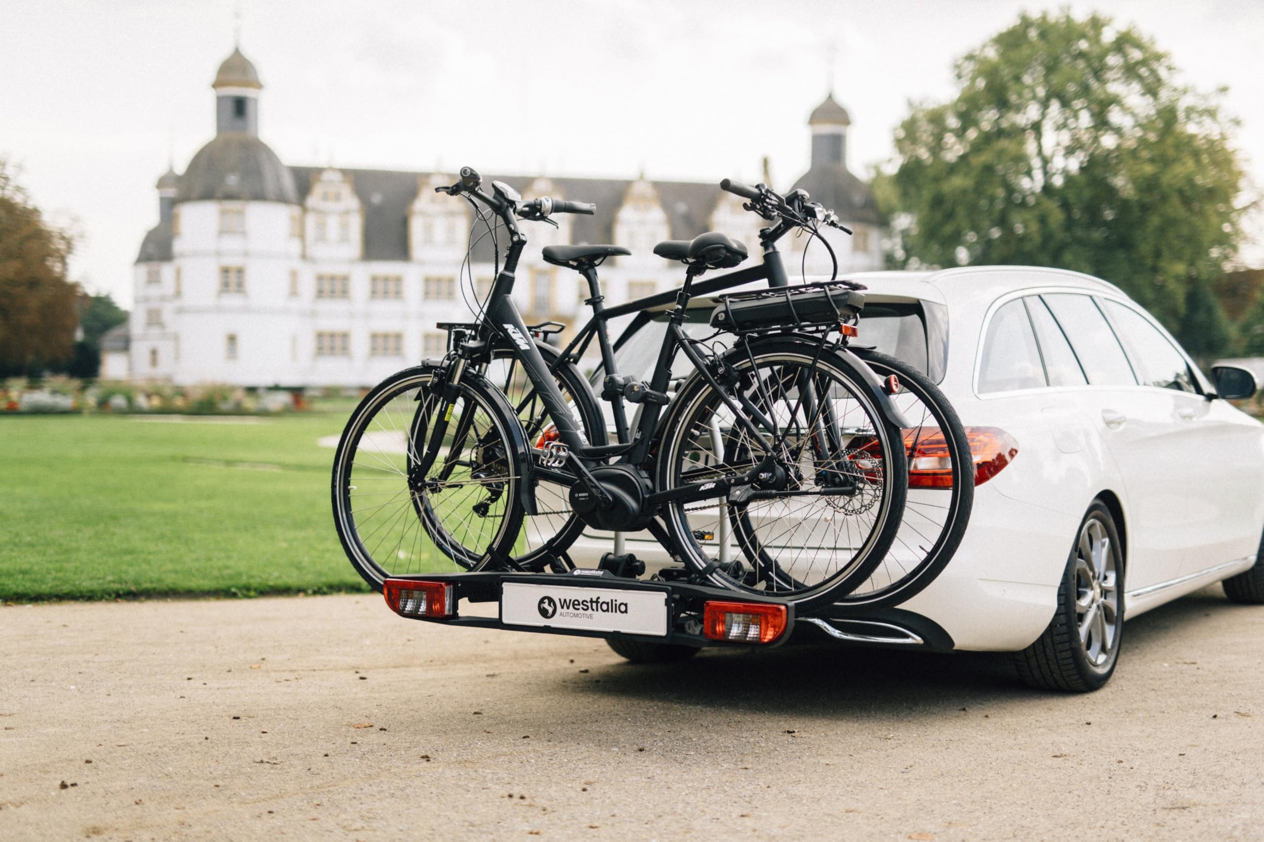 Westfalia BC 60 Fahrradträger für die Anhängerkupplung | Kupplungsträger für 2 Fahrräder | E-Bike geeignet | zusammenklappbar
