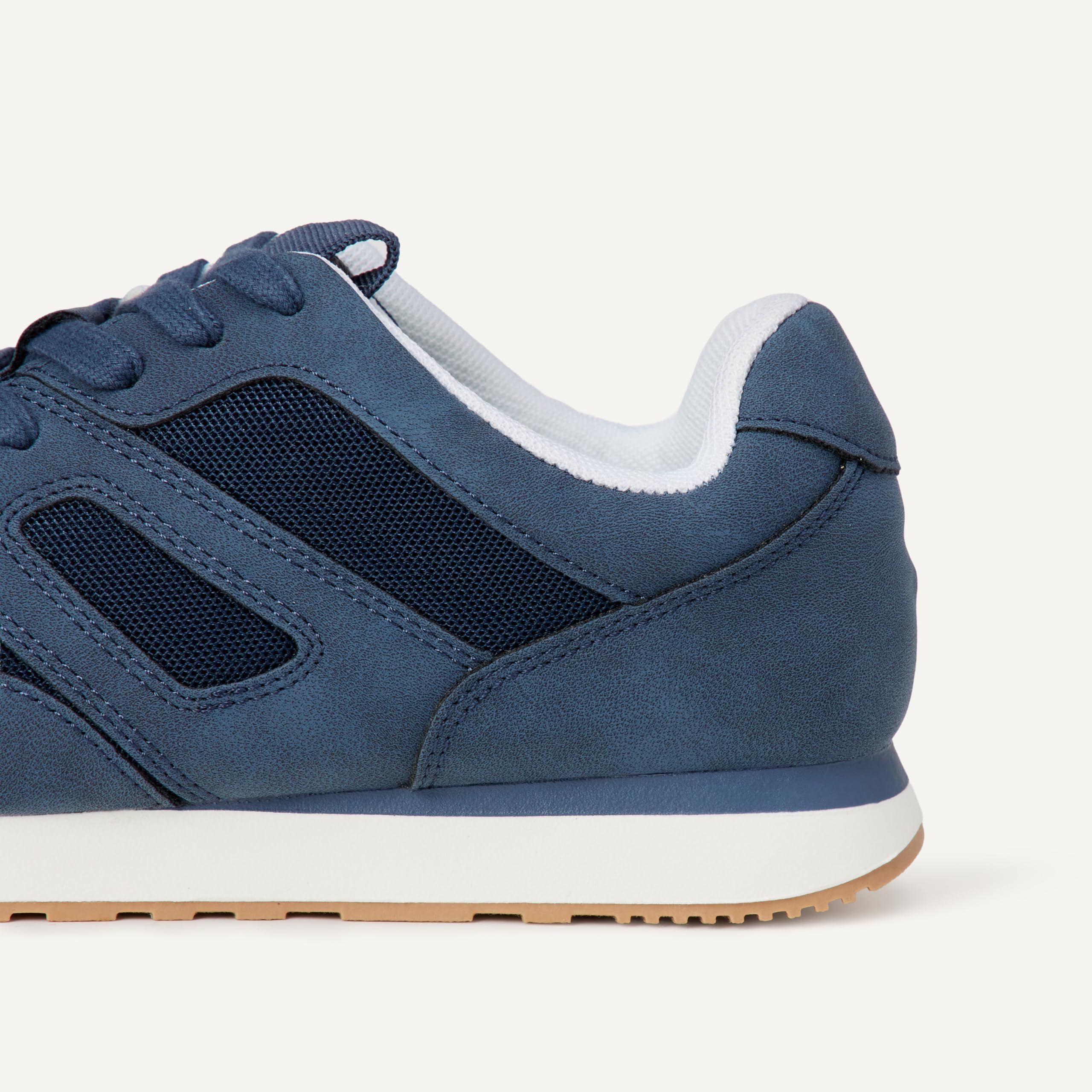 Amazon Essentials Unisex-Child Lace Up Sneakers