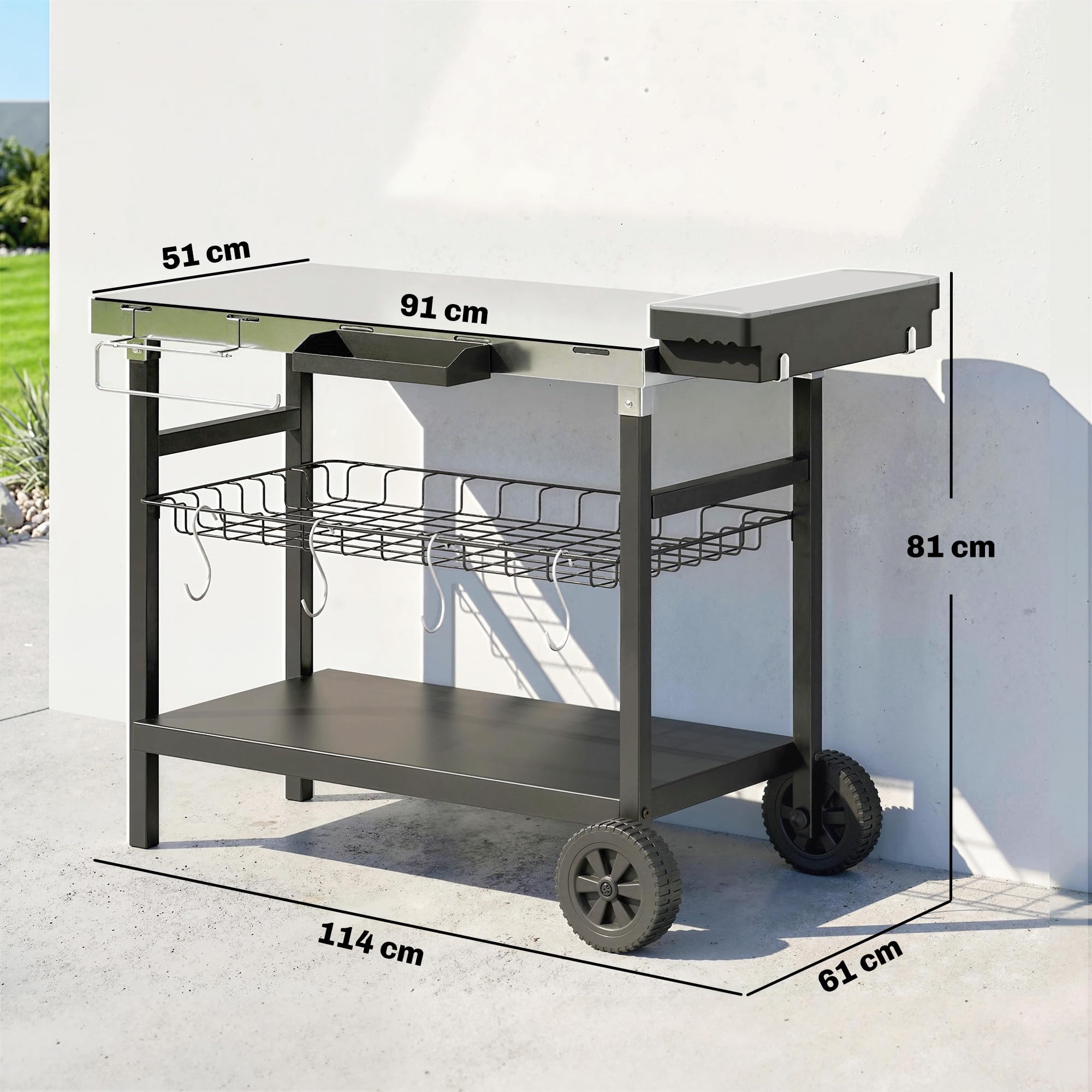Outsunny Carrello Barbecue da Esterno con Piano in Acciaio Inossidabile, Carrello Cucina da Esterno con 2 Ruote, Porta Spezie, 4 Ganci e Maniglia Laterale, 114x61x81 cm, Nero