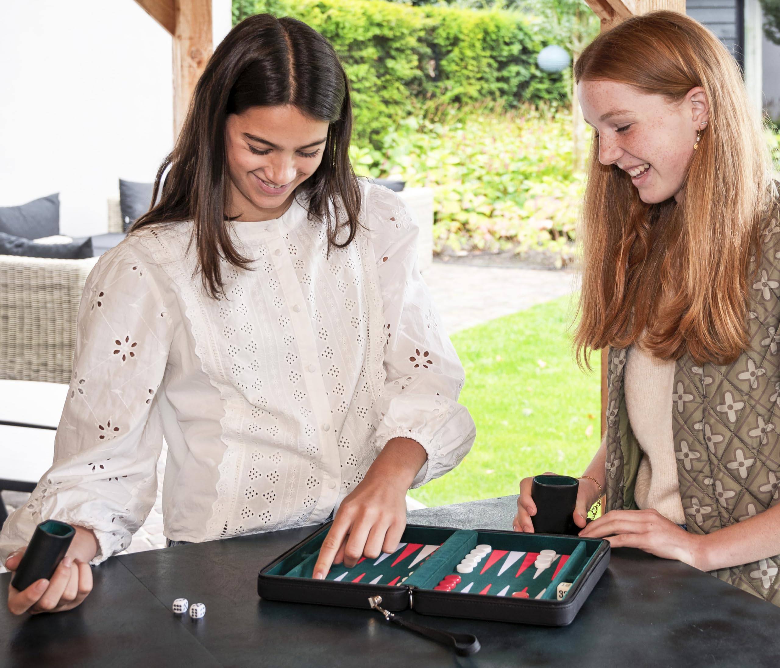 Engelhart Backgammon podróżny 9" zamykany zieleń czerwień biel plansza z filcu gra strategiczna 6+