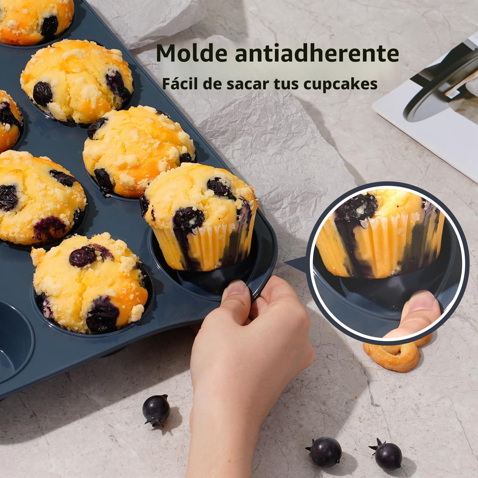 SUPER KITCHEN Grande Molde de Silicona para 12 Magdalenas, Bandejas para Hornear Muffin con Recubrimiento Antiadherente para Muffins, Cupcake, Brownie, Pudín 33 x 25x 3 cm (Gris)
