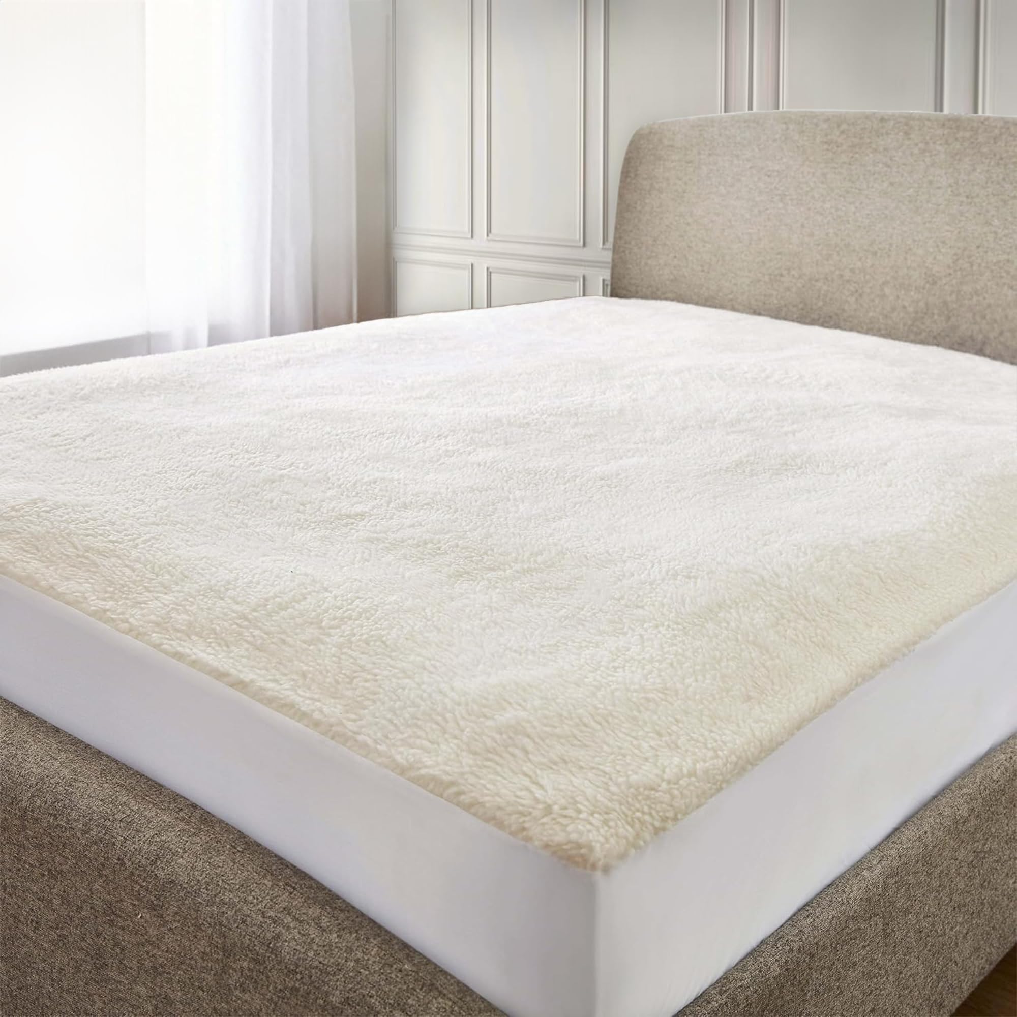 Home Sweet Home UK Fleece Mattress Protector Cot Bed(70x140cm) 15CM Deep Thermal Mattress Cover Fleece Underblanket Super Soft & Hypoallergenic Fluffy Mattress Cover Fitted Sheet