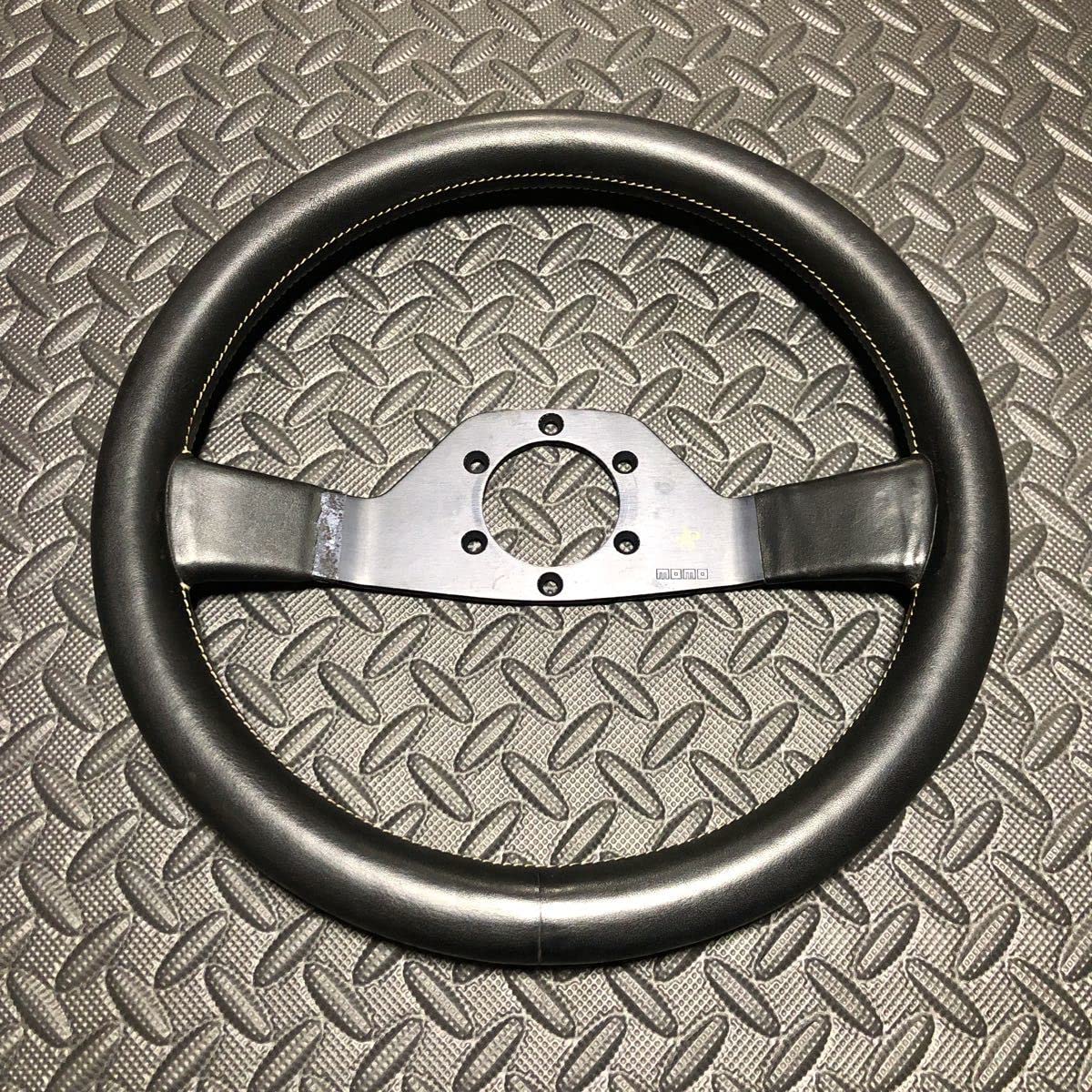 Amazon.co.jp: 激レア 当時物 JPS momo レザー ステアリング モモ 2  