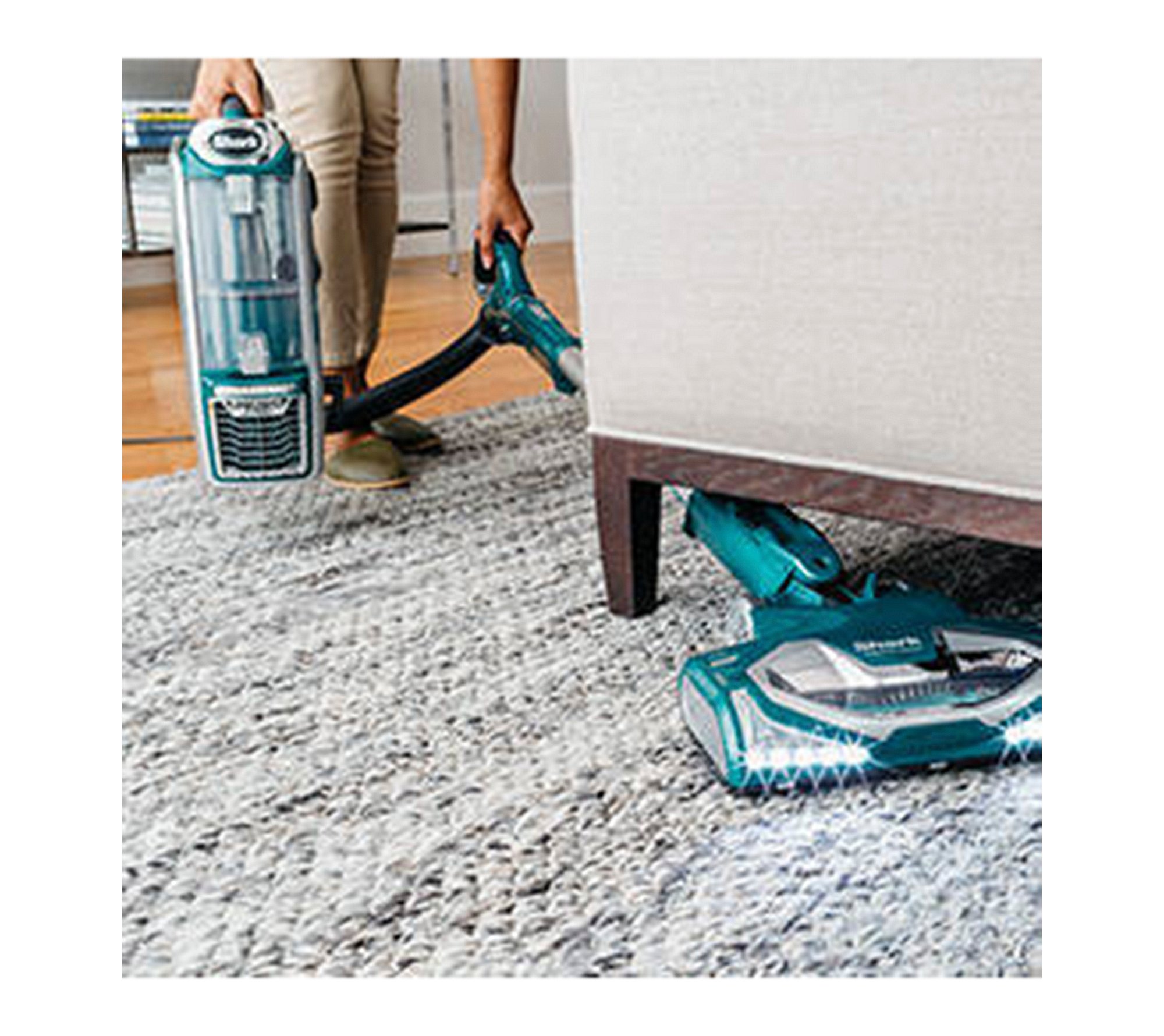 Shark NV681 vacuum cleaner key features