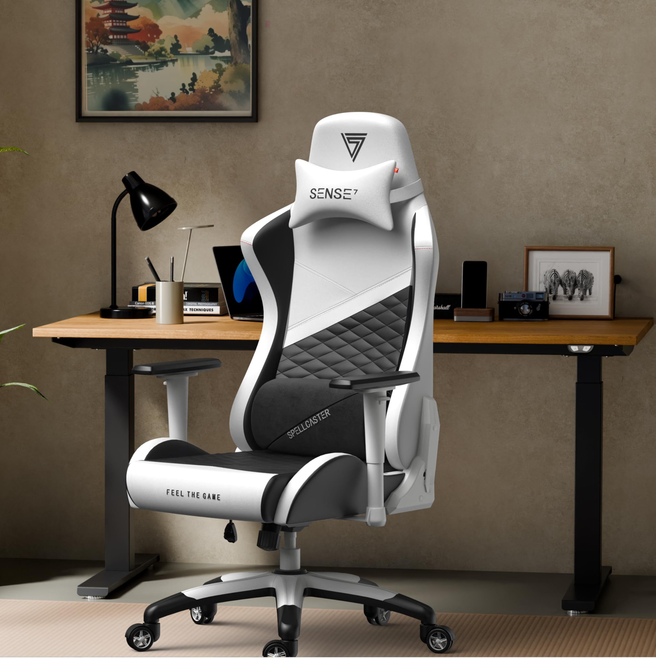 SENSE7 Poltrona da gioco Spellcaster Edizione Senshi XL, ergonomico, cuscini lombari regolabili, inclinazione regolabile, funzione di oscillazione, sedia da gioco in similpelle, 150kg, sedia PC bianca