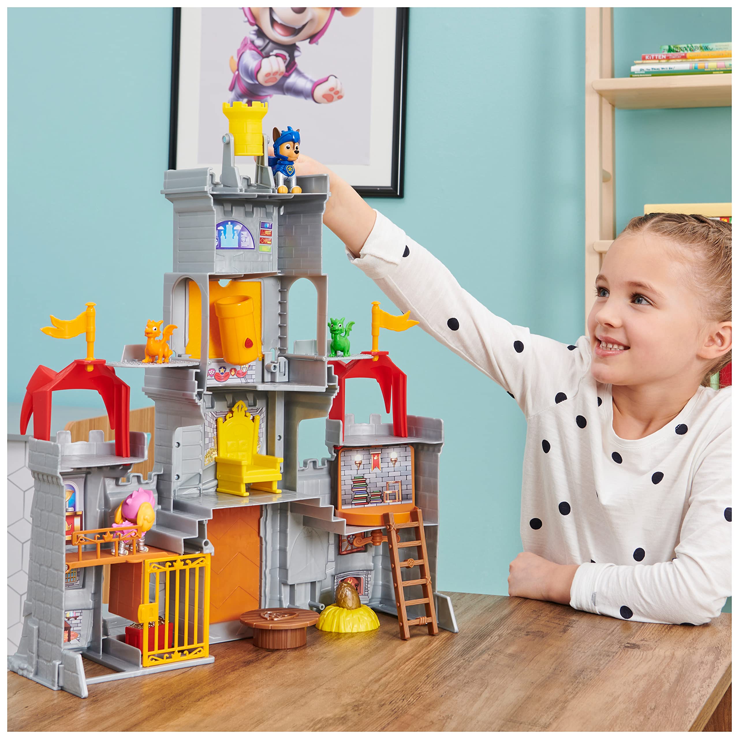 Paw Patrol, Castello Quartier Generale Rescue Knights, Set di gioco personaggio di Chase e accessori inclusi, Giochi bambini dai 3 anni in su