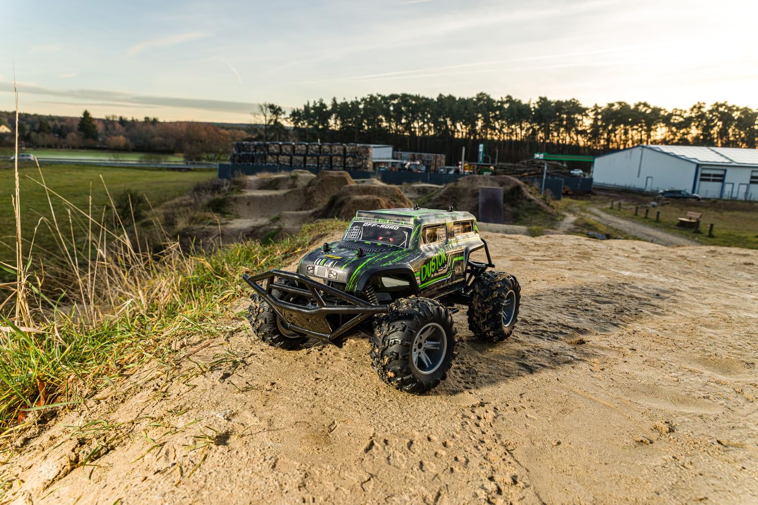 Carson 1:10 Dustor - RC Auto 100% RTR, 2,4 GHz, 20 km/h, Li-Ion Akku