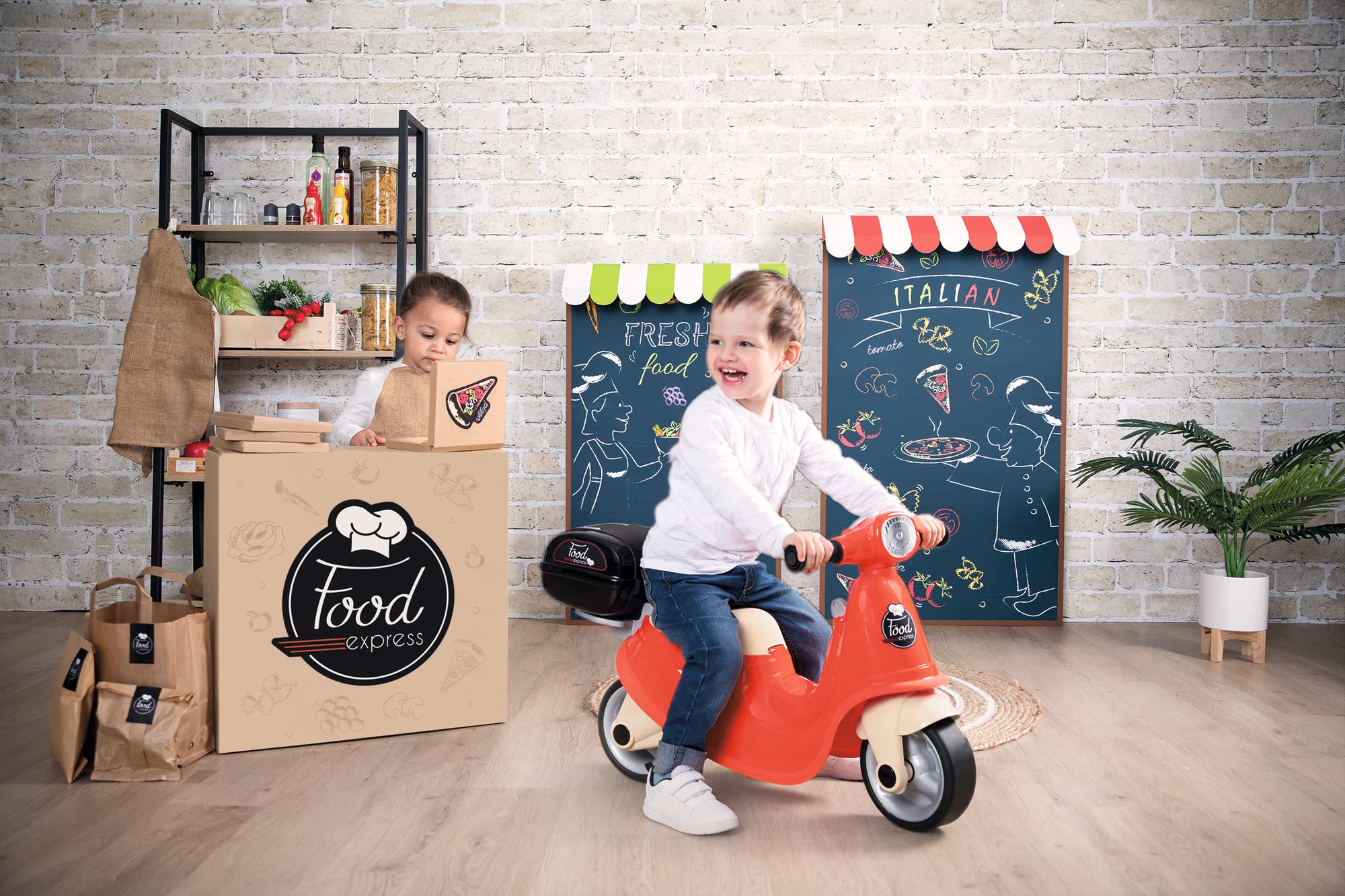 Smoby - Porteur Scooter Food Express - Rouge - Roues Silencieuses - Porte-Bagage - Mallette Amovible - Coffre à Jouets, Phare, Clé Mécanique - Dès 18 Mois