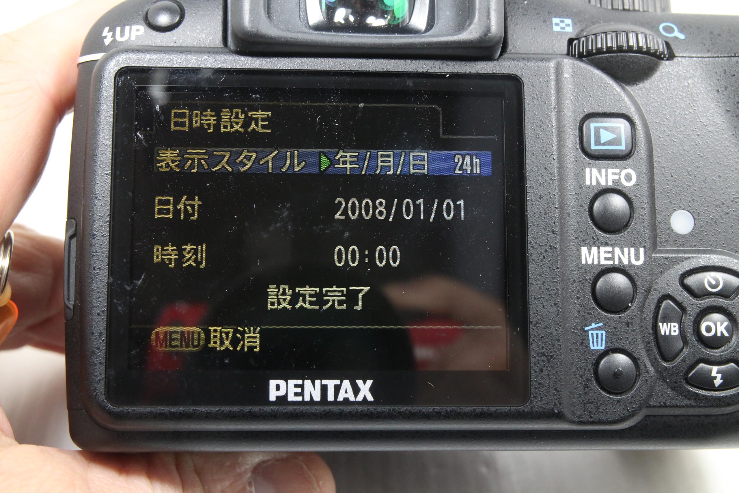 Amazon | Pentax デジタル一眼レフカメラ K-m ボディ K-m | デジタル 