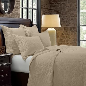 HiEnd Accents Diamond Quilt