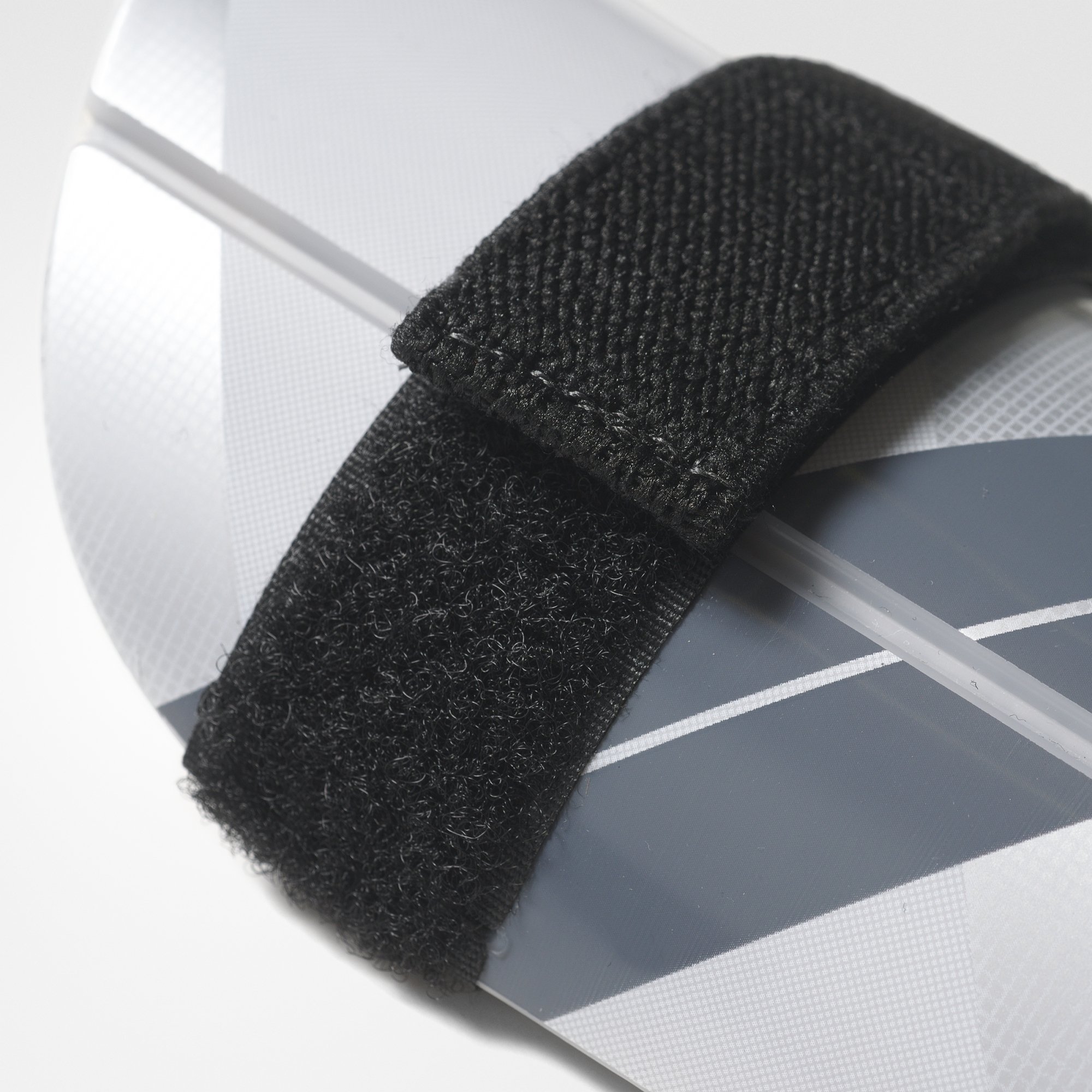 adidas Performance fantasma Reflex Shin Guard - BS4132, Silver Metallic/Clear Onix/Energy Blue