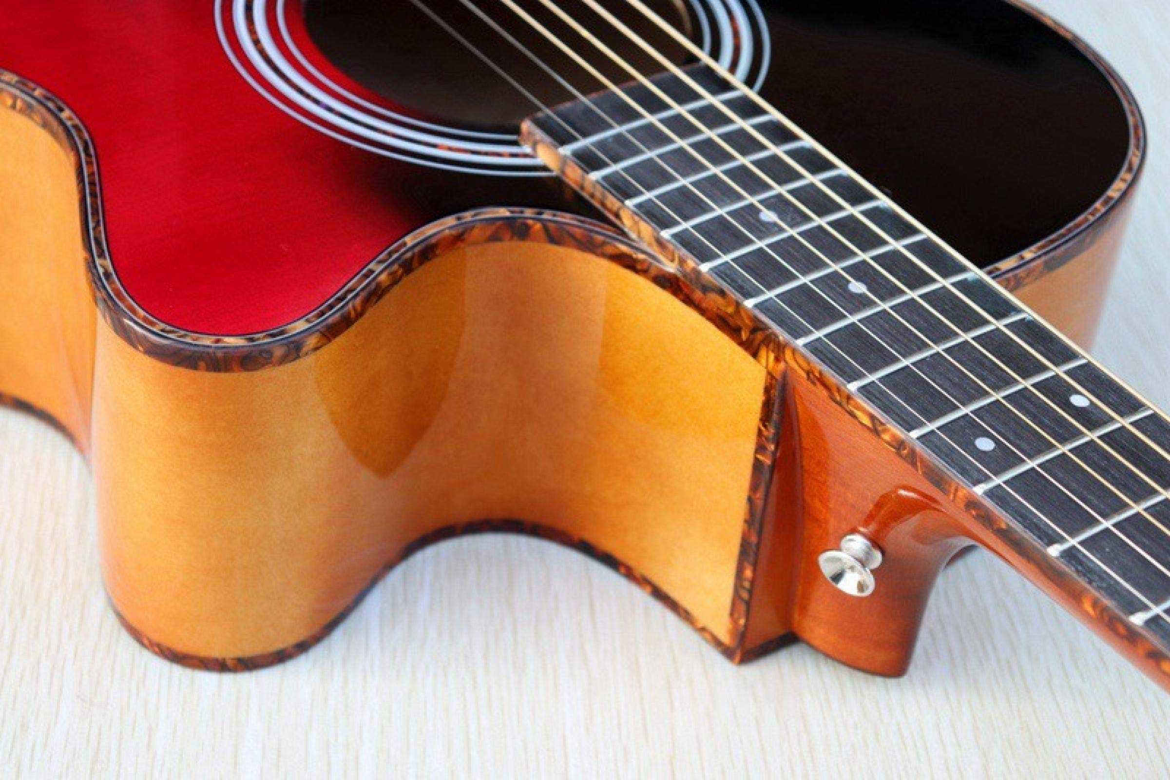 Chitarra elettrica da 40 pollici Superficie in abete Basso singolo in legno Pannello laterale posteriore Luce Chitarra popolare Scatola dal vivo Guitarra per principianti 40 pollici Chitarra acustica