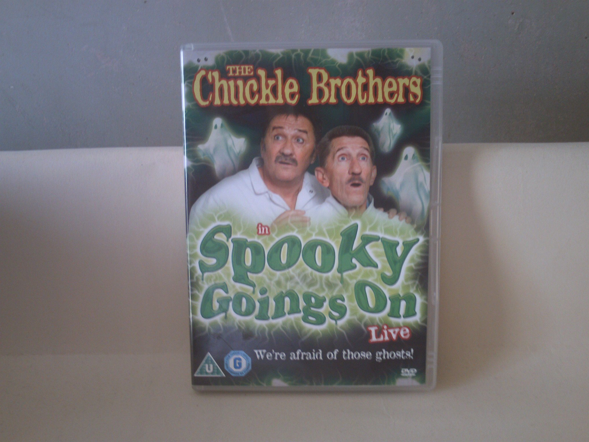 輸入盤　 DVD　 Rollin On Dubs Classic's Thro Chuckle Brothers: Spooky Goings On - Live [DVD]: Amazon.co.uk