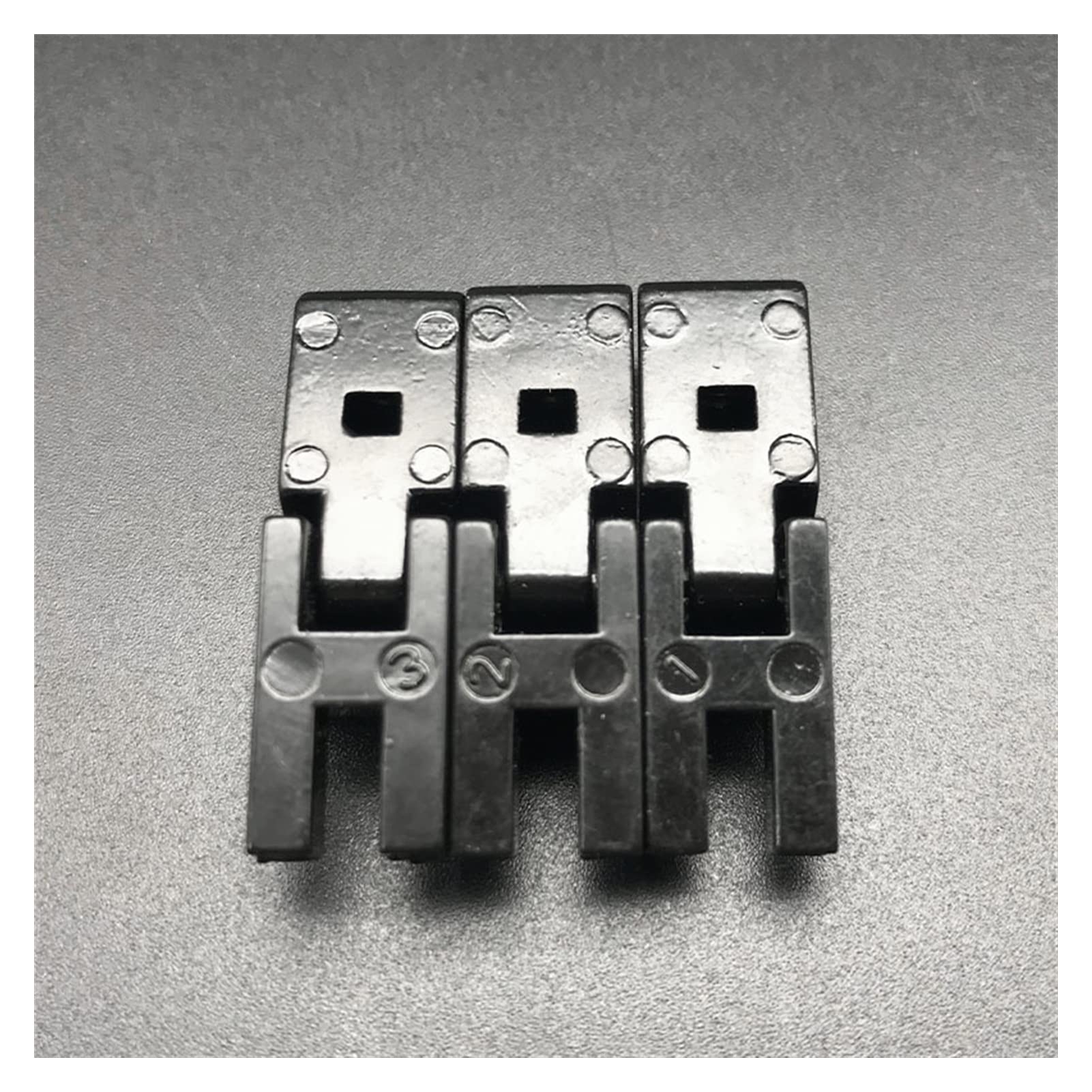 Parti di ricambio chitarra 10 Set Chitarra Elettrica A Doppio Sistema Ponticello Sella Tremolo Bridge Bridge Double Block String Slotidles Selle (Color : Black)
