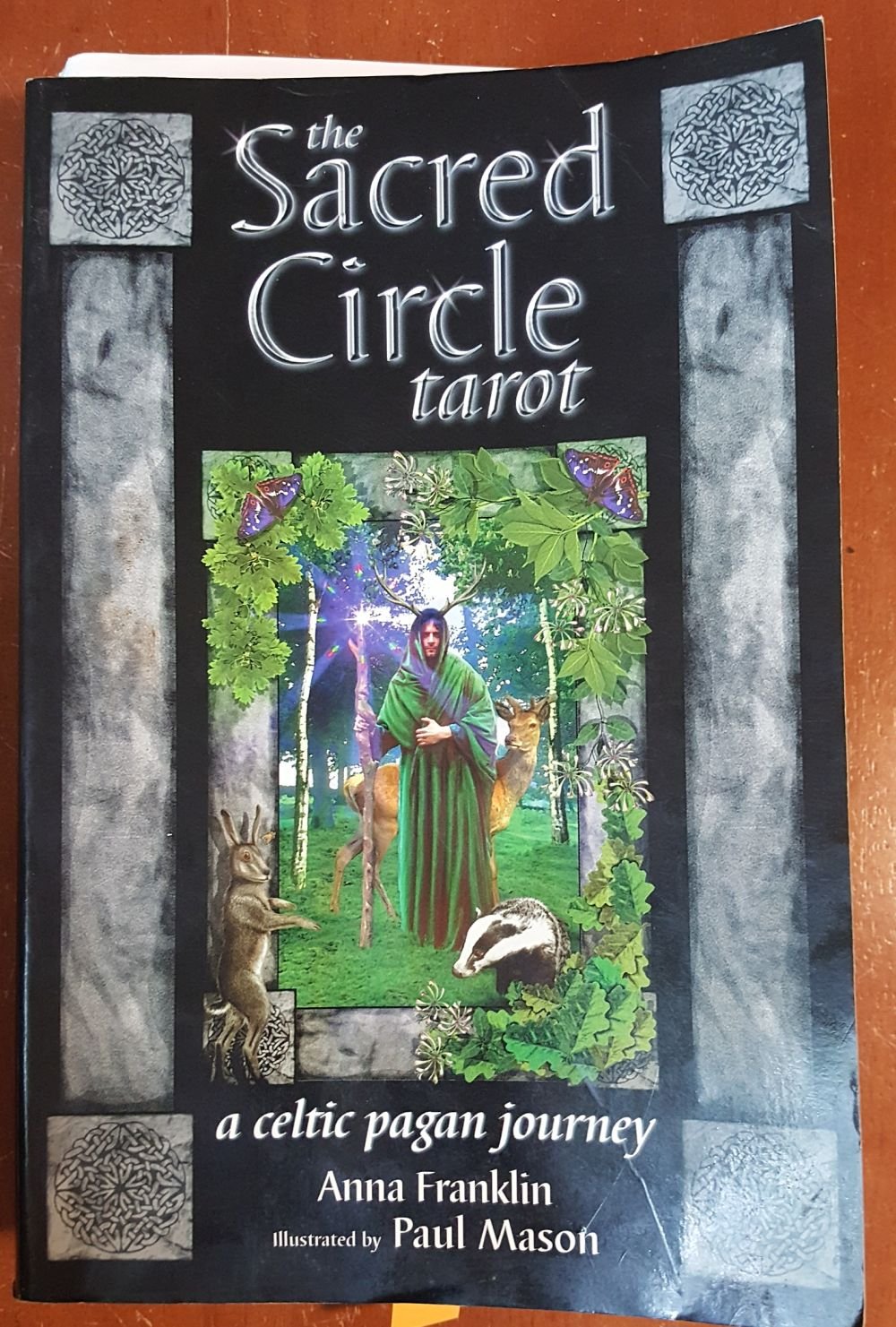 The Sacred Circle Tarot: A Celtic Pagan Journey : Franklin, Anna