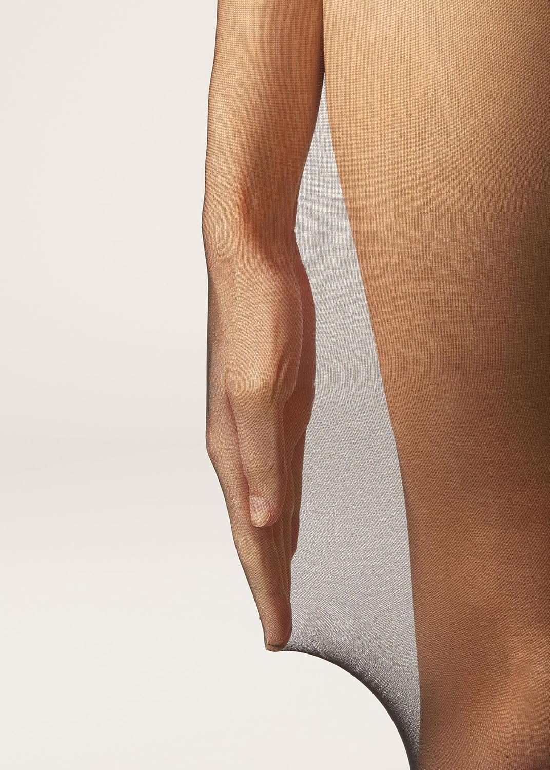 CALZEDONIA Woman's Sheer Matte Totally Invisible 20 Denier Tights - Image 5