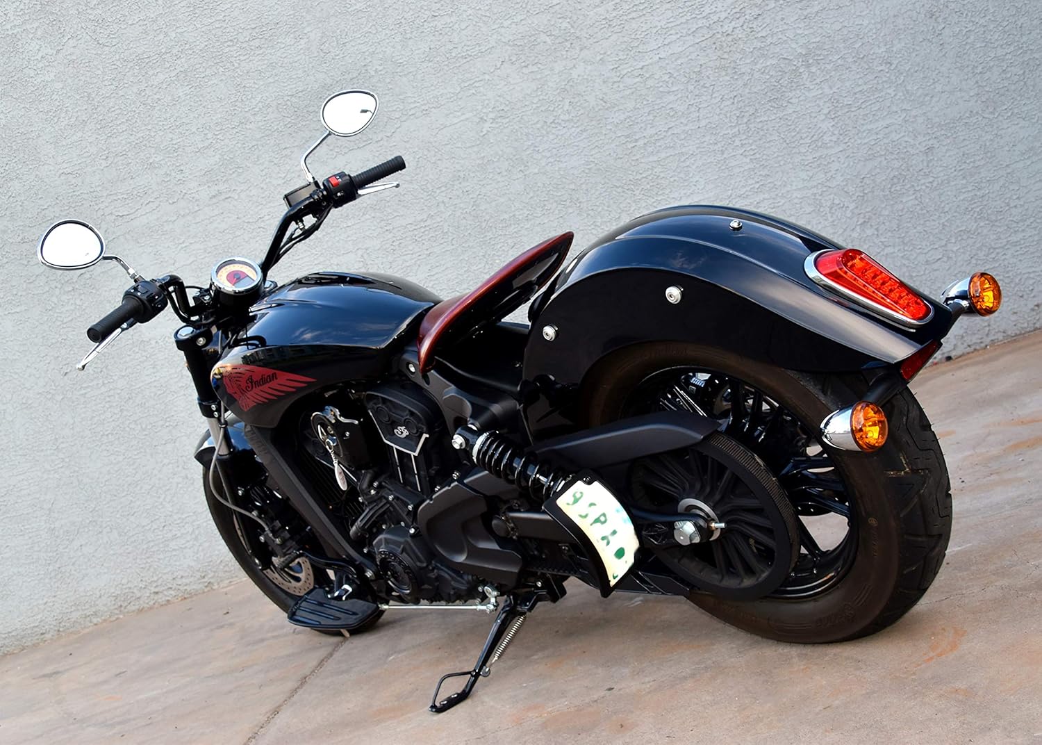 JBSporty ♤ Indian Scout ♤ Half Moon License Plate Bracket ♧ 1/2" Shock Mount and Plate Frame