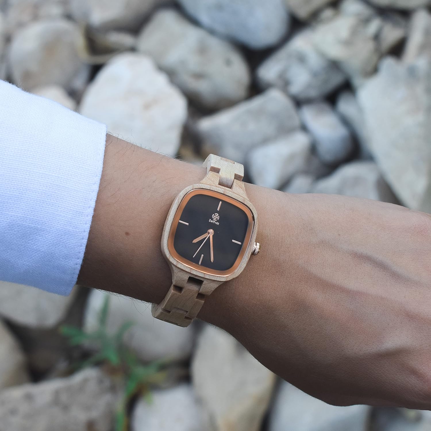 ZEITHOLZ Orologio da polso da donna, in legno, analogico, al quarzo, in legno di cavallo, 100% legno naturale con movimento al quarzo giapponese