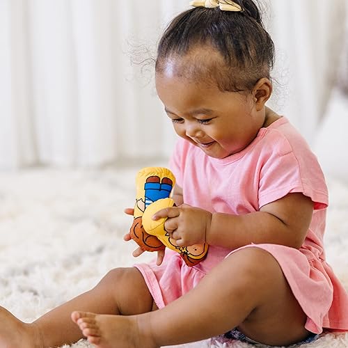 Miniatura 8 de Melissa & Doug Alfombra de juego Take-Along Farm para bebés y niños pequeños (19.25 x 14.5 pulgadas) con 9 animales, se pliega para ser una práctica