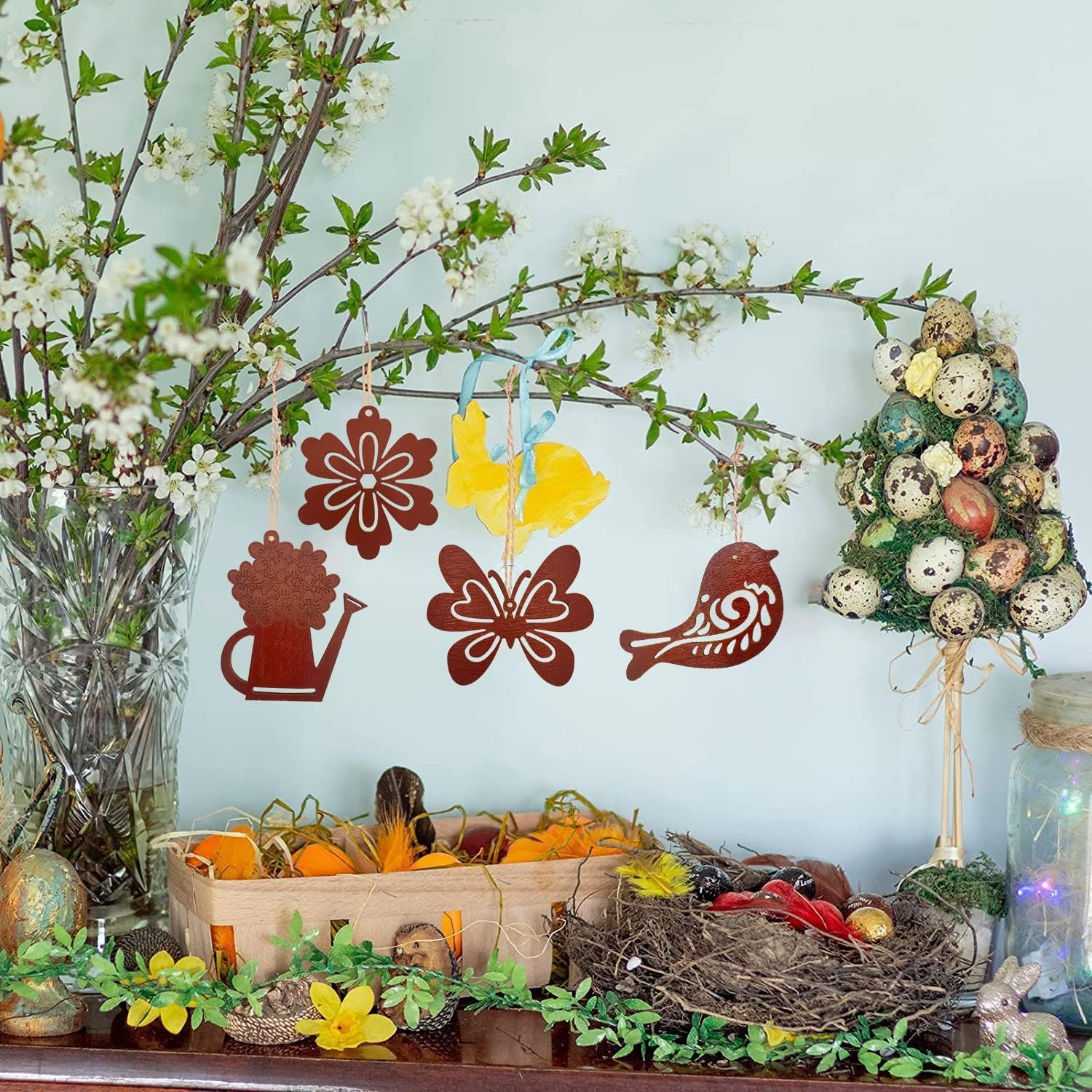 COM-FOUR® 12x vlinders ter decoratie - kunstmatige fladderende dieren met bevestigingsclip - kleurrijke vlinders voor tafeldecoratie - clipbare herfstvliegers (12 stuks - 08 cm
