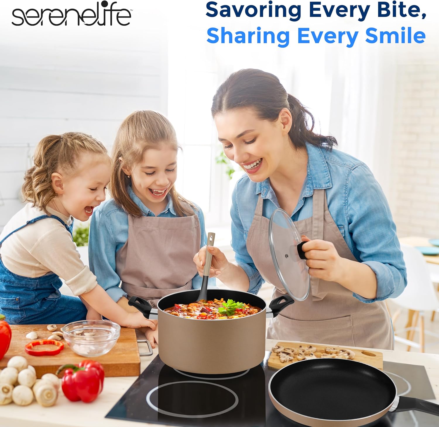 SereneLife Kitchenware Pots & Pans Basic Kitchen Cookware, Black Non-Stick Coating Inside, Heat Resistant Lacquer (11-Piece Set), One Size, Gold