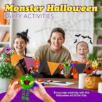 ぷりっつ 2023 Halloweenセット☆ Amazon.com: Lemax 32112 Popcorn Treats Spooky Town Figure
