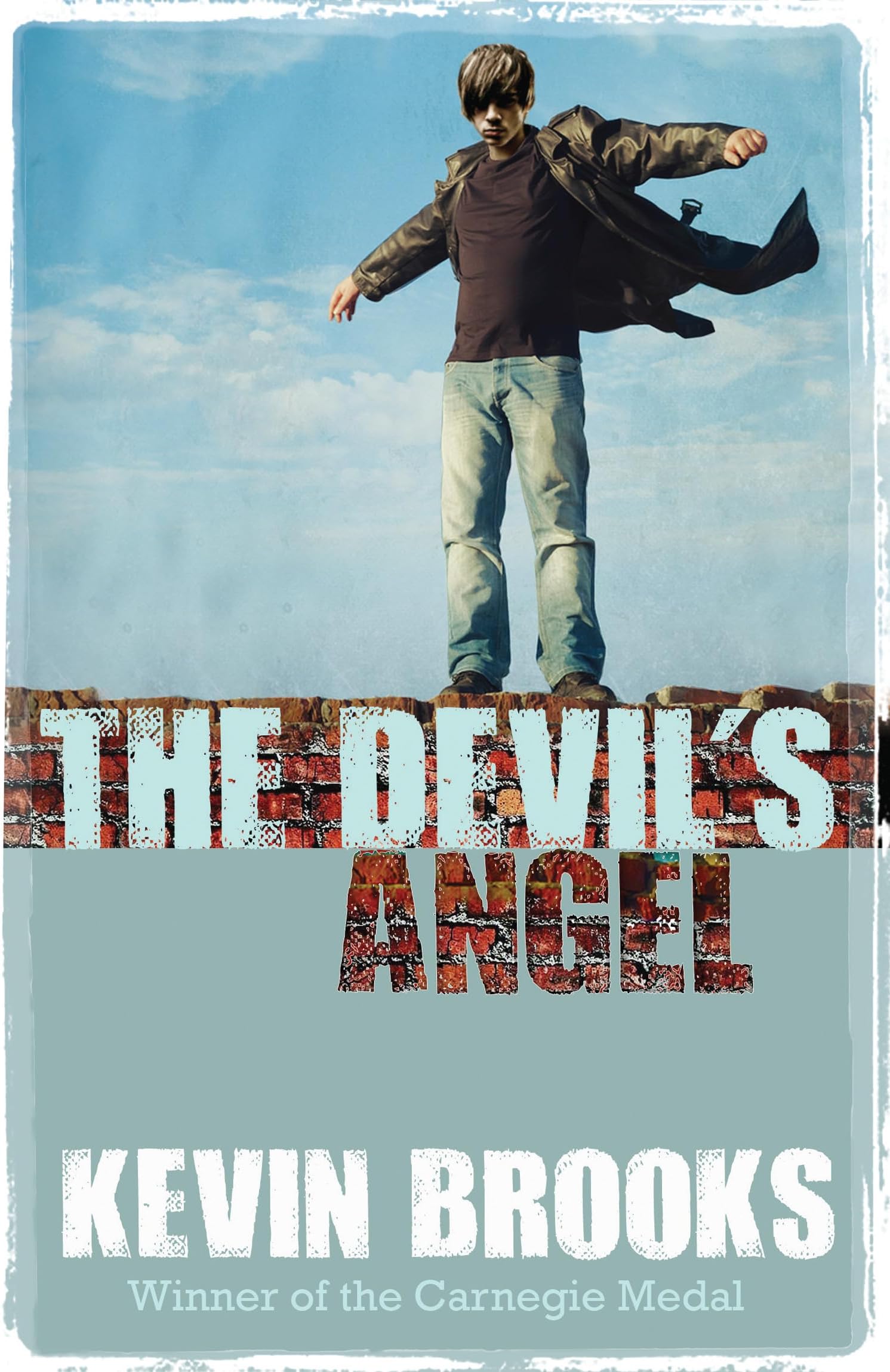 The Devil's Angel: (Dyslexia-friendly)