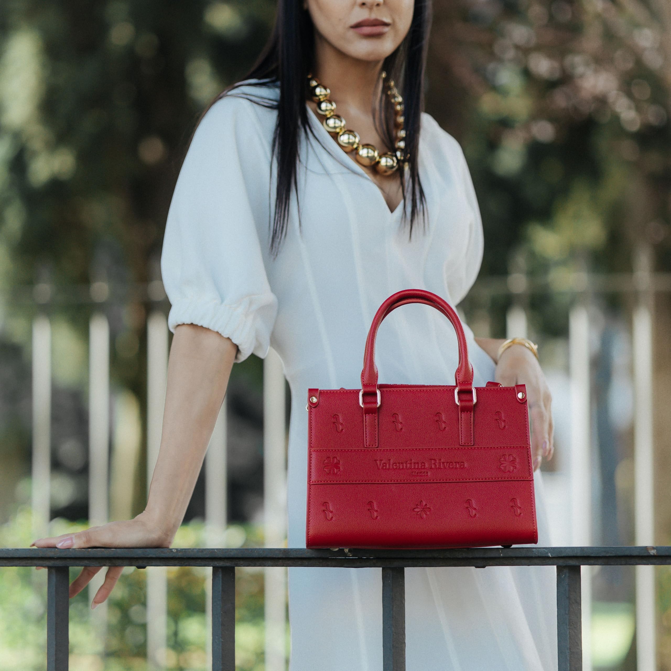 Valentina Rivera Carlotta en Rojo Madrid - Bolso para Mujer - Bolso de Mano Estructurado de Piel Vegana con Doble Correa Intercambiable, Bandolera y Cadena Dorada Elegante.