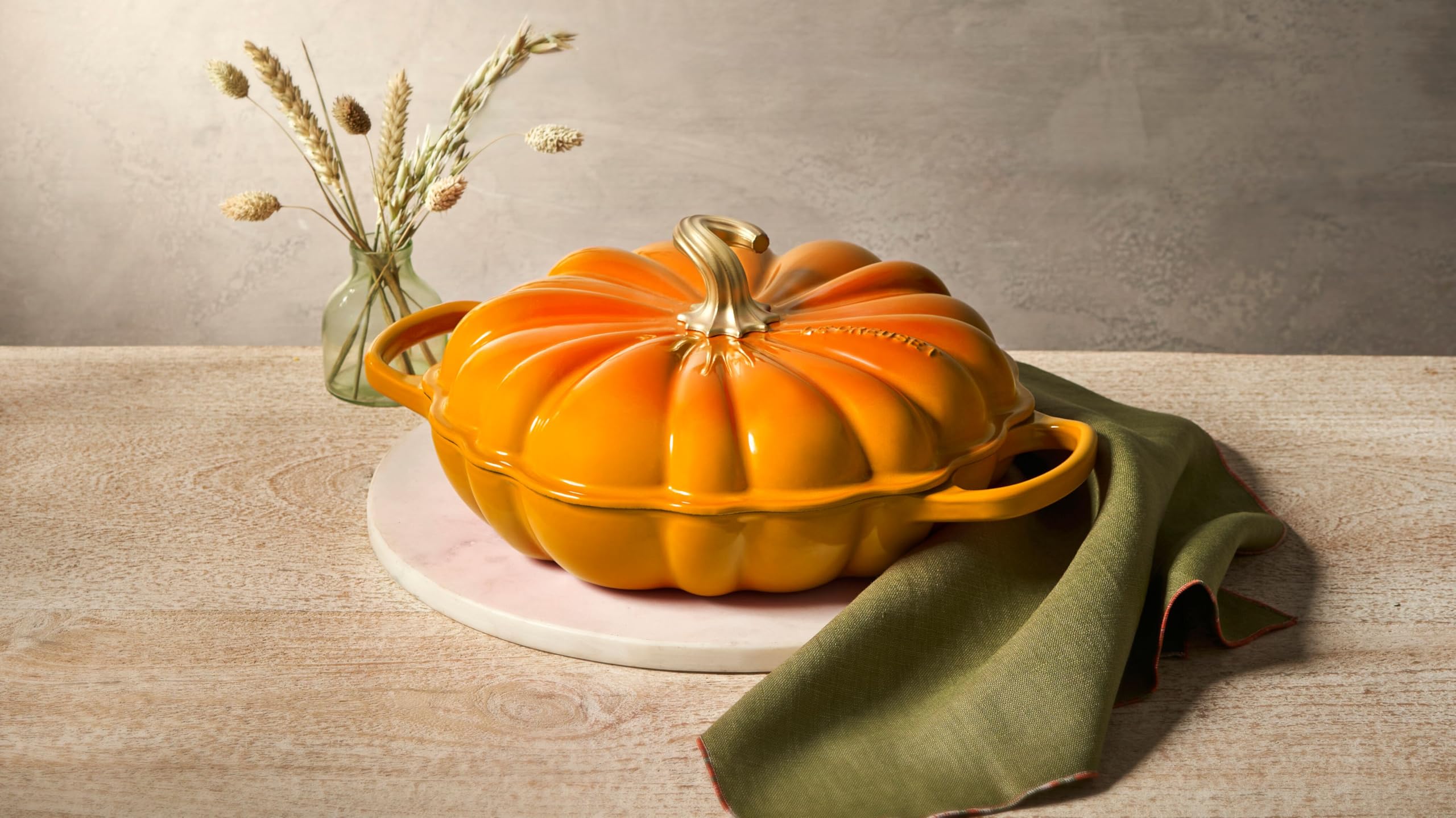 Amazon.com: Le Creuset Enameled Cast Iron Figural Pumpkin Braiser