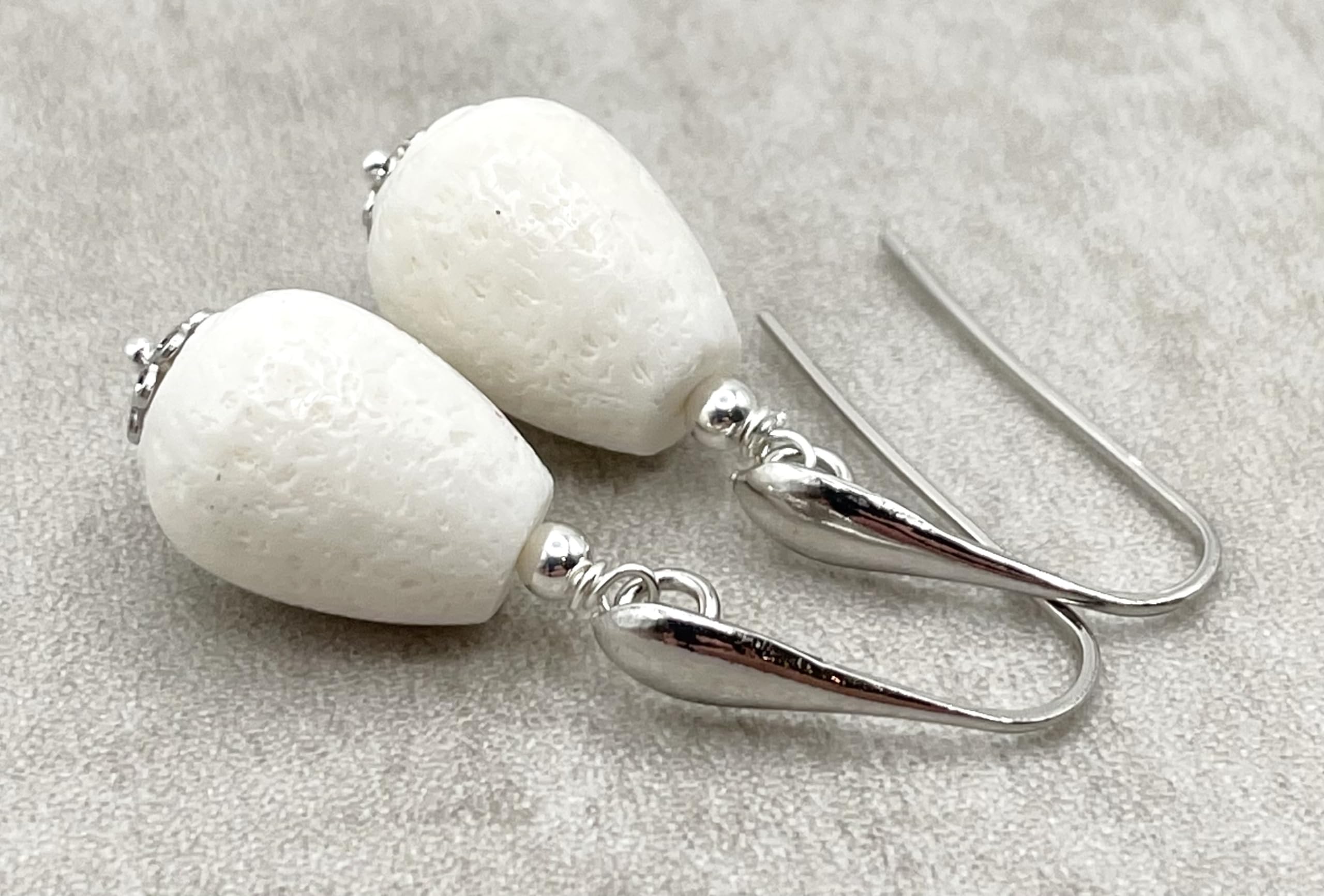 Orecchini in Corallo Bianco, Pendenti con Gocce Piccole, Argento 925, Gioielli Estate, Bijoux Classici, Made in Italy, Regalo