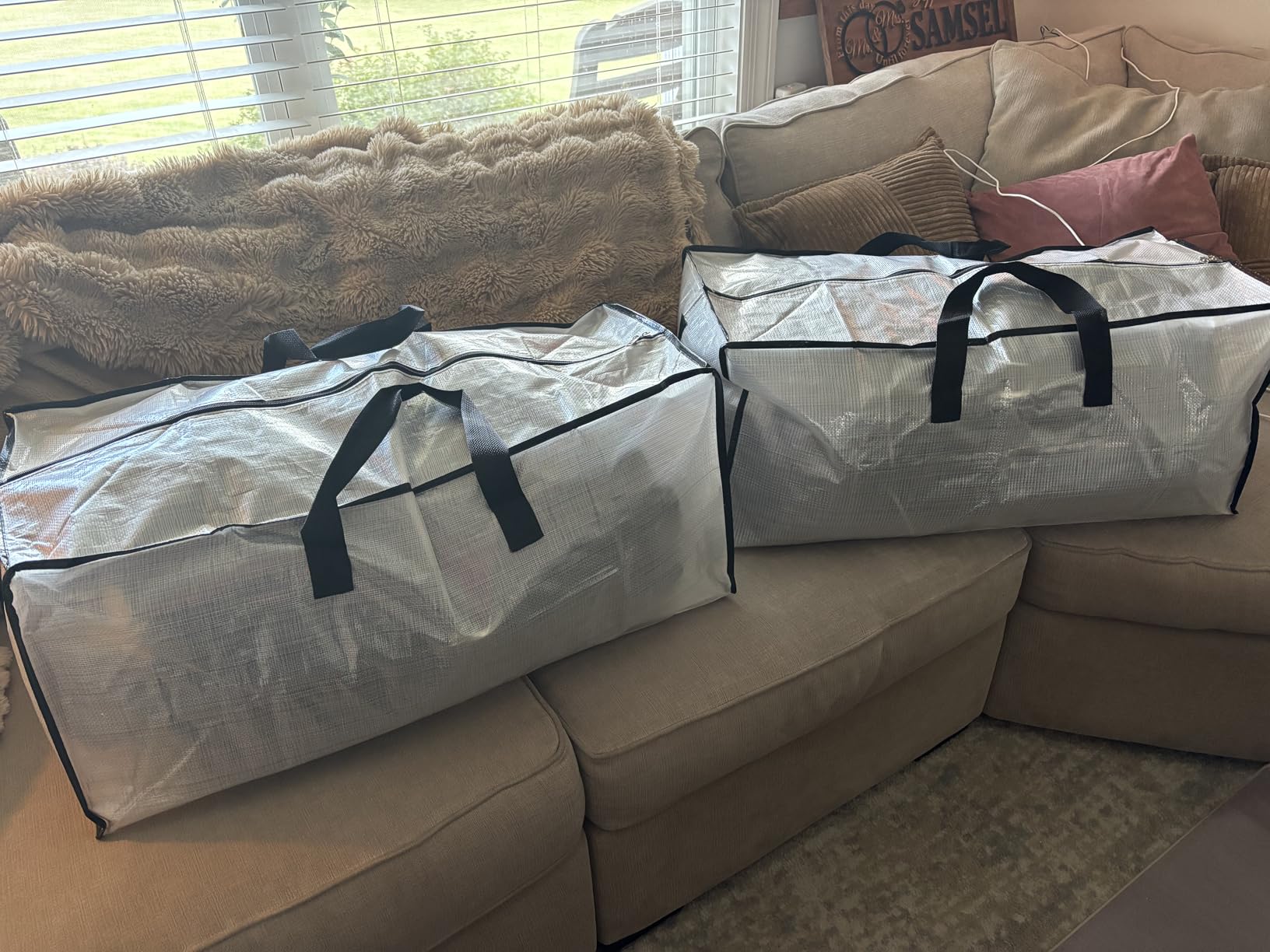 Great Deal! Fits a lot of clothes