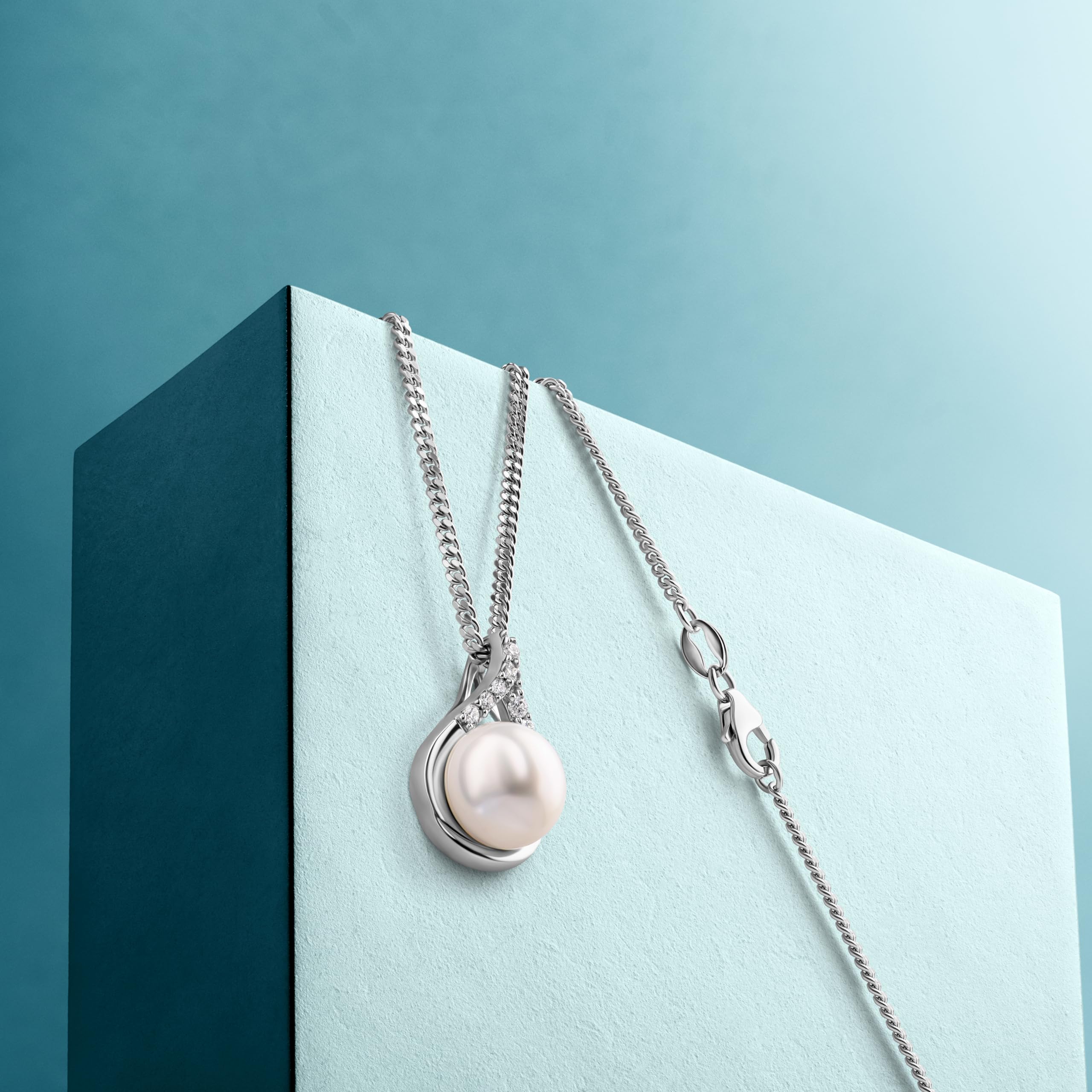 MIORE Collar de mujer de plata, cadena con colgante de perlas cultivadas de agua dulce y circonitas de plata de ley 925. Grumetta cadena de 45 cm de largo. Colgante de mujer hipoalergénico.
