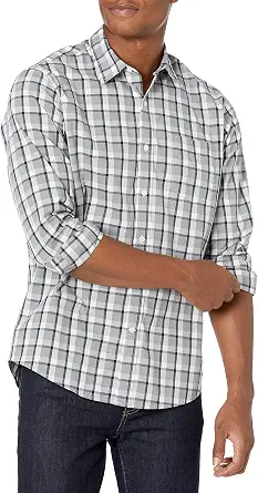 Amazon Essentials Men's Regular-Fit Long-Sleeve Poplin Shirt