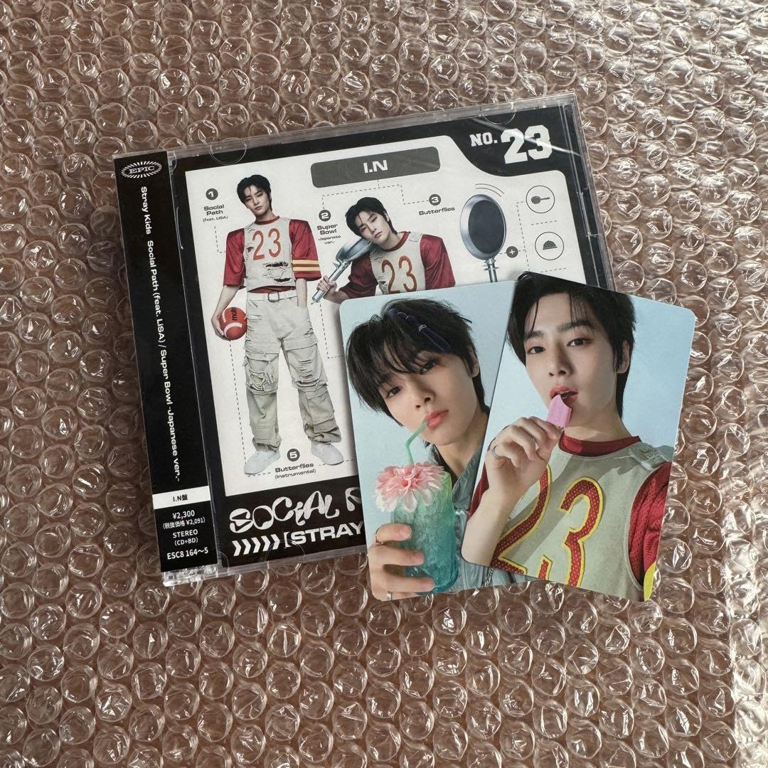 Amazon.co.jp: Stray Kids Social Path I.N盤 FC限定 トレカ