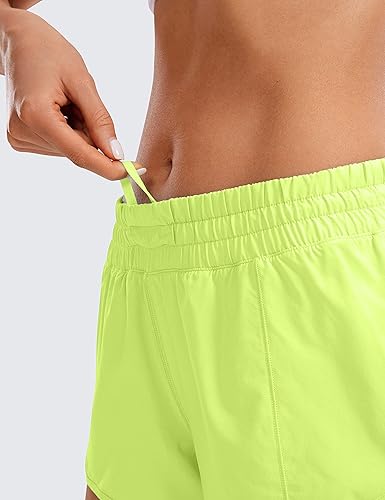 Miniatura 4 de CRZ YOGA Pantalones cortos de correr para mujer de cintura baja de 2.5 pulgadas, forro de malla de secado rápido para gimnasio, entrenamiento
