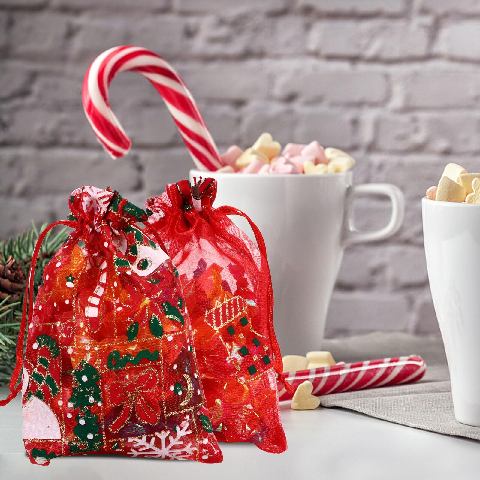 VERDANVERSE 50 Sacchetti Porta Caramelle Natalizi in Organza con Coulisse Sacchetti Porta Regali a Tema Natale con Stampa Fiocchi di Neve e Renne Matrimoni e Bomboniere