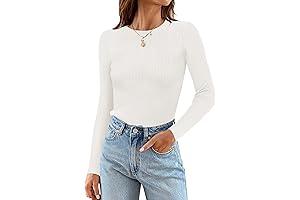 Stay Cozy in Comfort: Ribbed Sweater for the Modern Woman